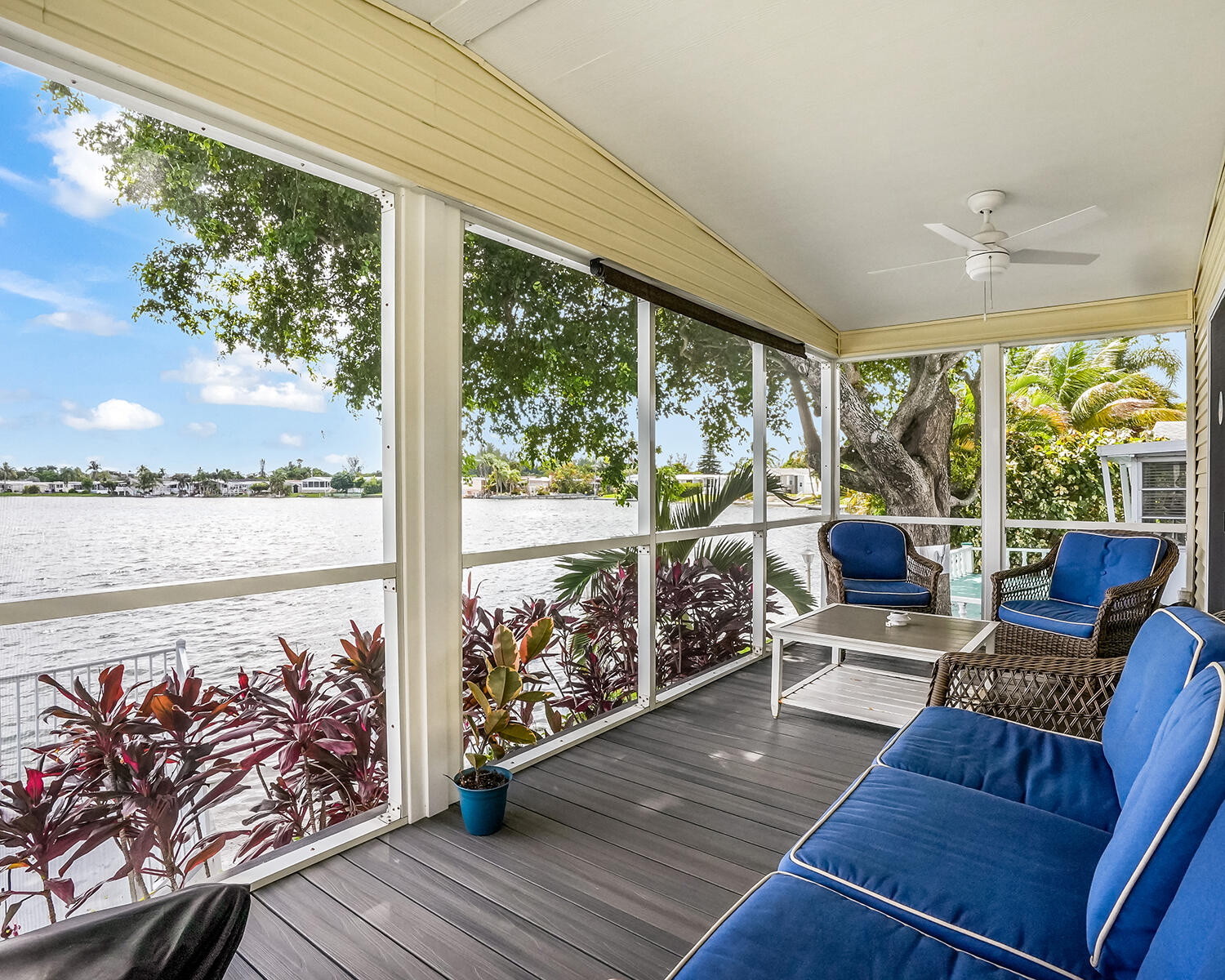 5420 Lagoon Drive