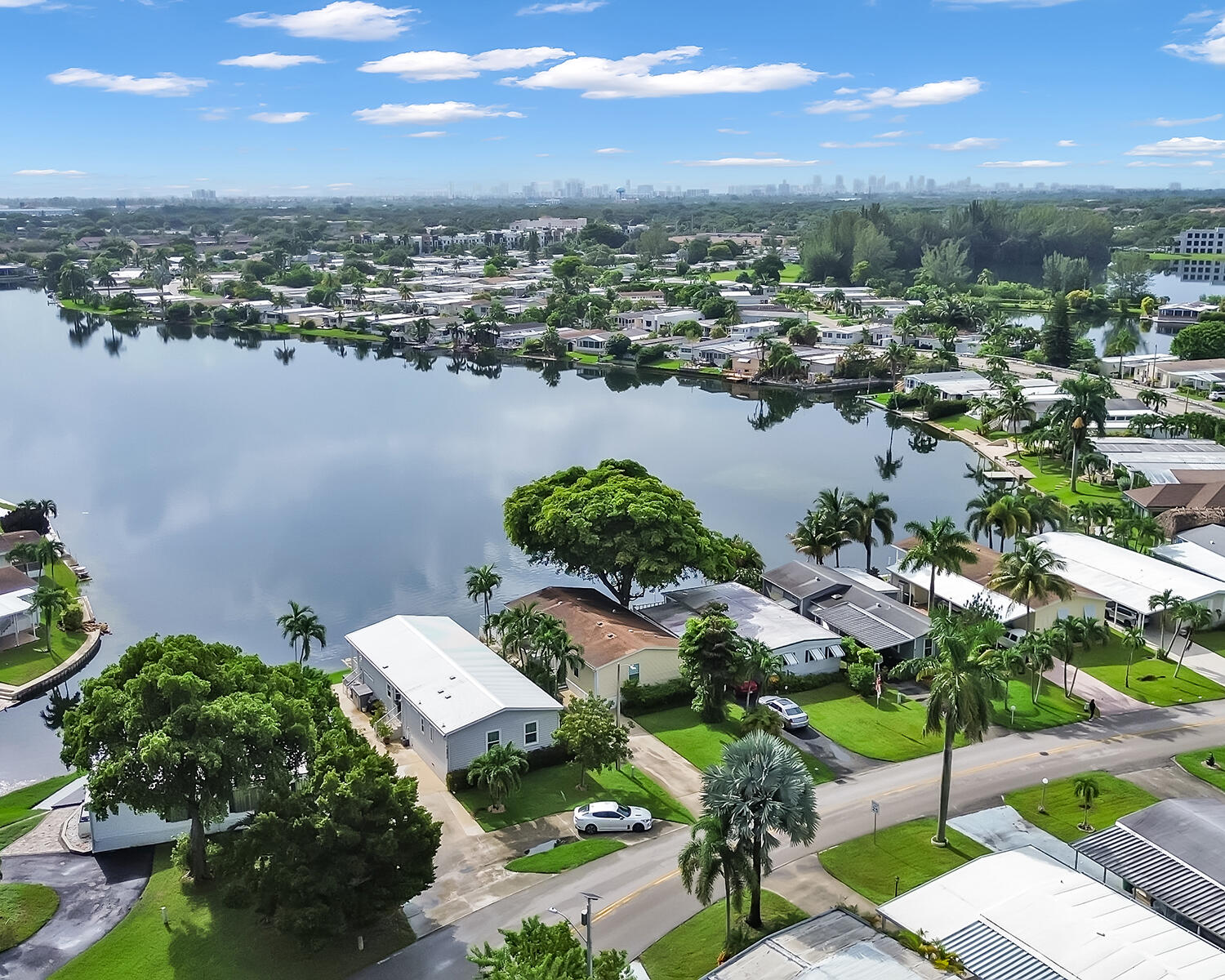 5420 Lagoon Drive