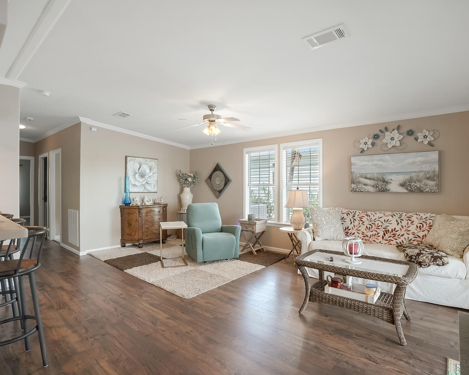 5420 Lagoon Drive
