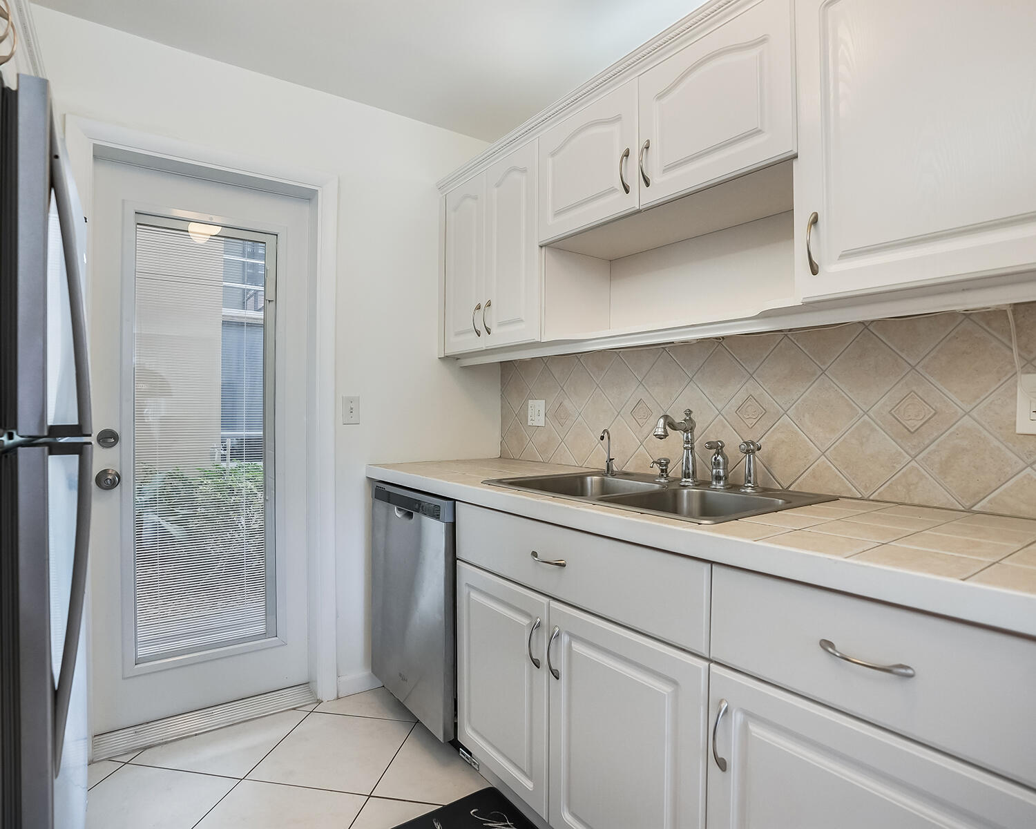 2600 DIANA Drive 107