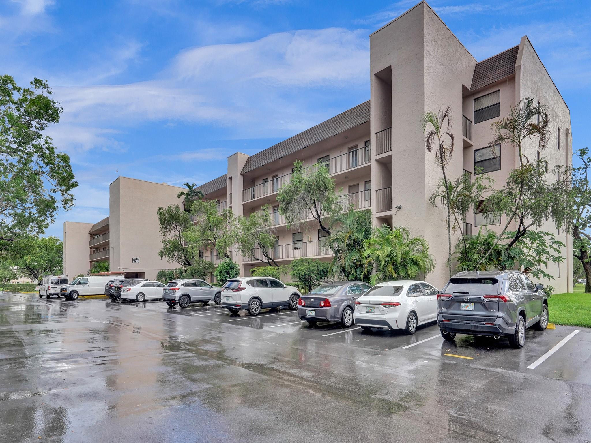 2748 NW 104th Ave 107