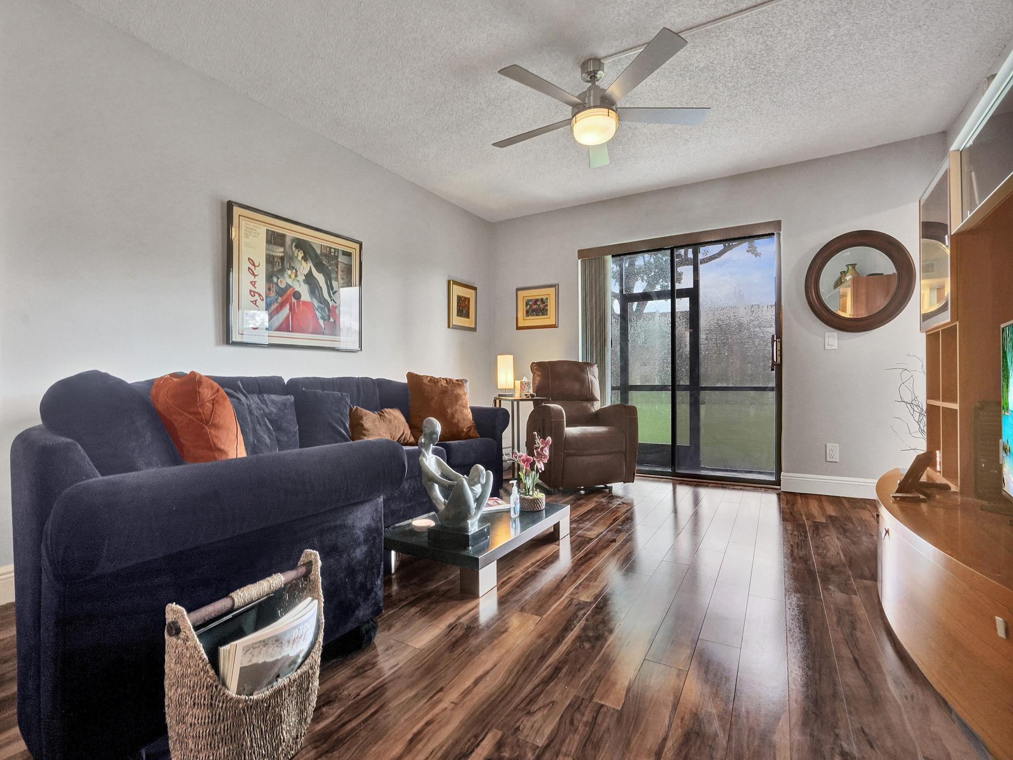 2748 NW 104th Ave 107