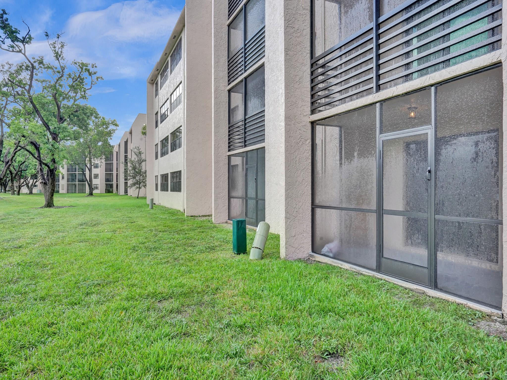 2748 NW 104th Ave 107