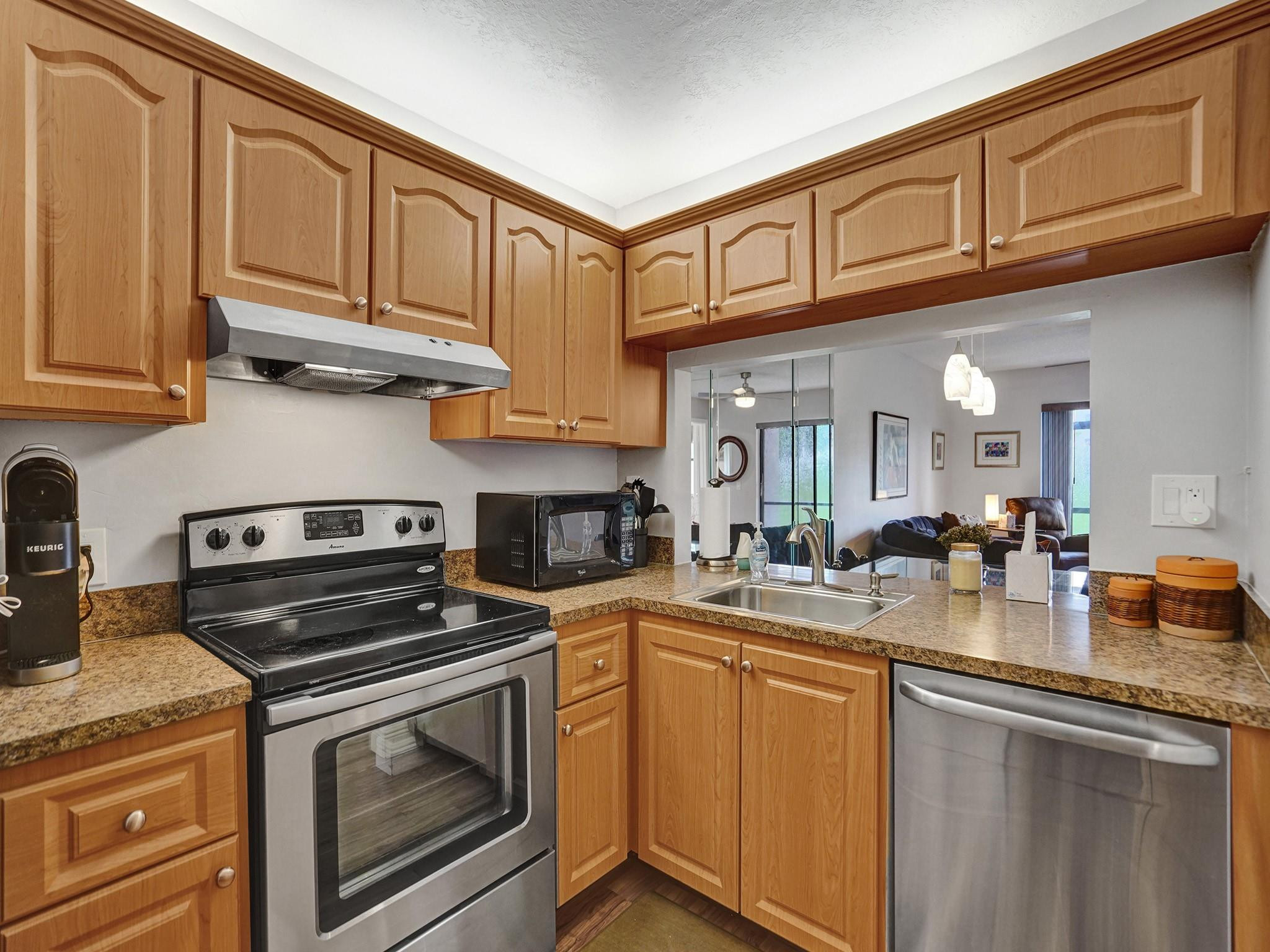 2748 NW 104th Ave 107