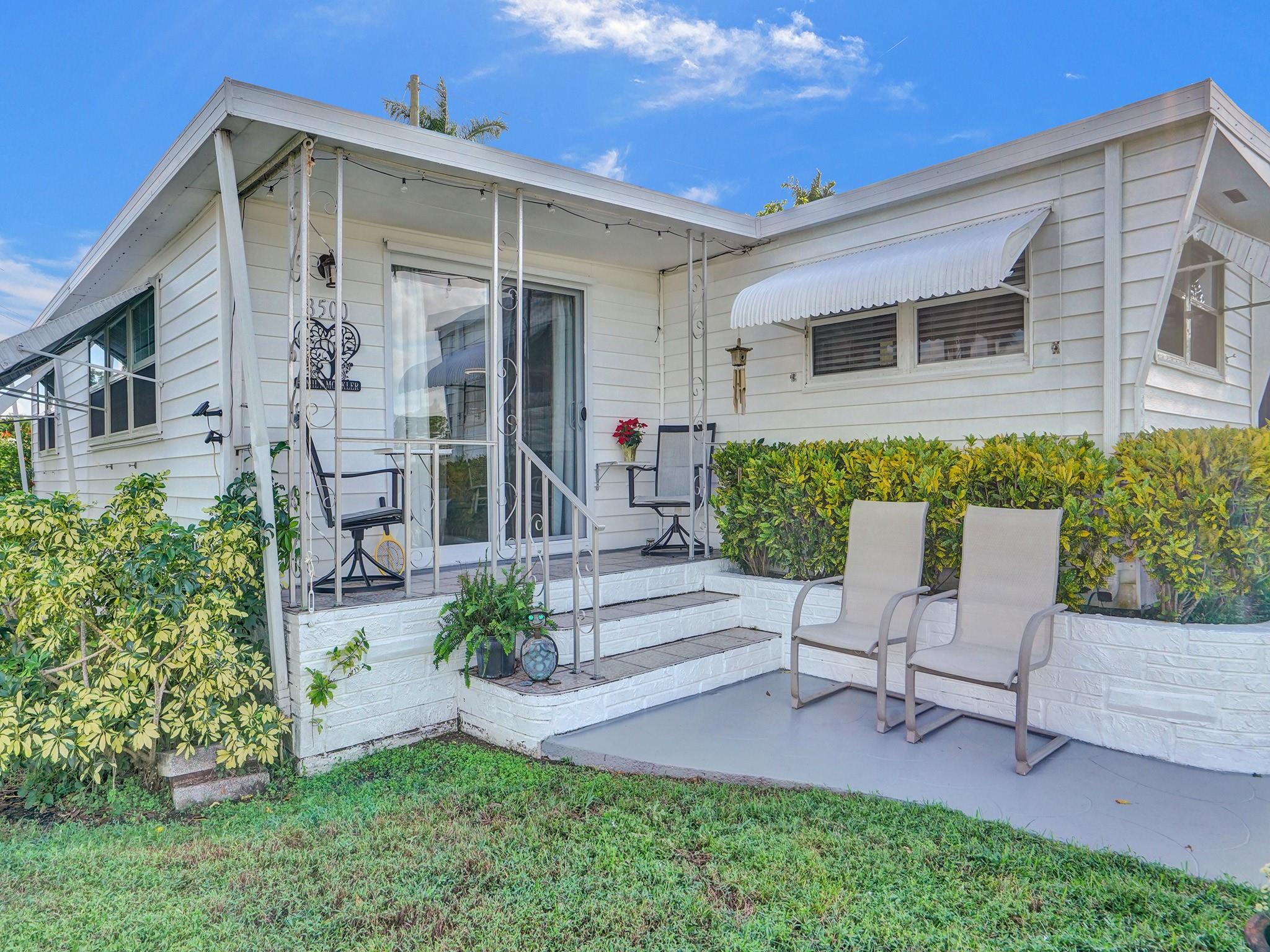 8500 SW 18th Pl