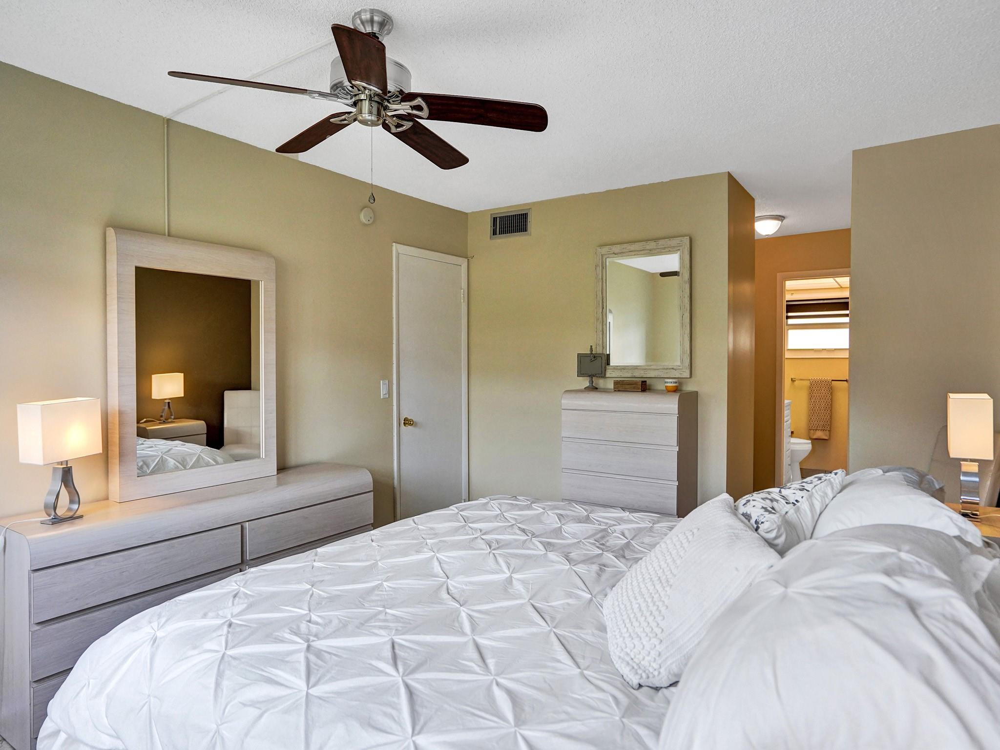 3051 NW 46th Ave 204