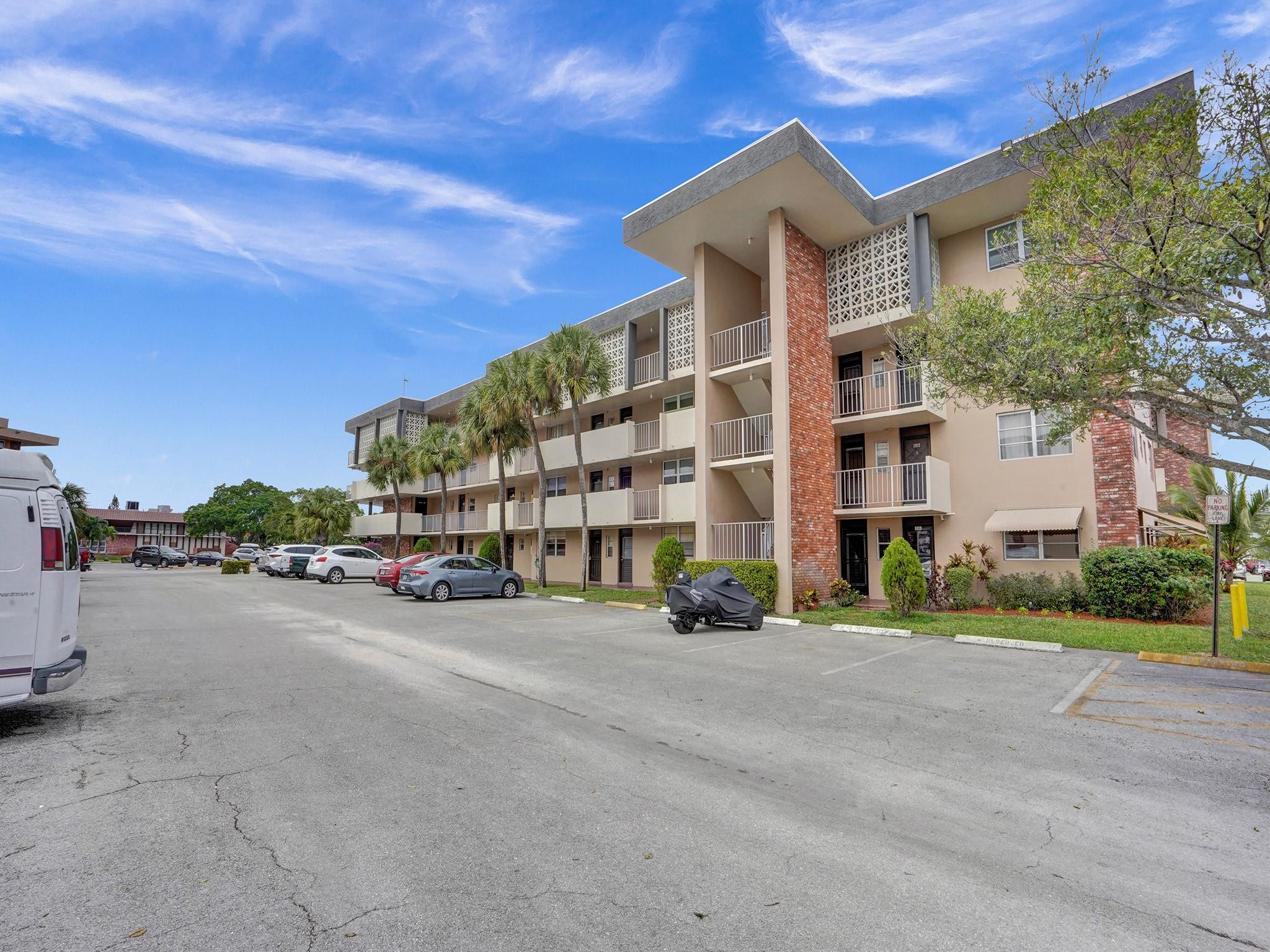 3051 NW 46th Ave 204