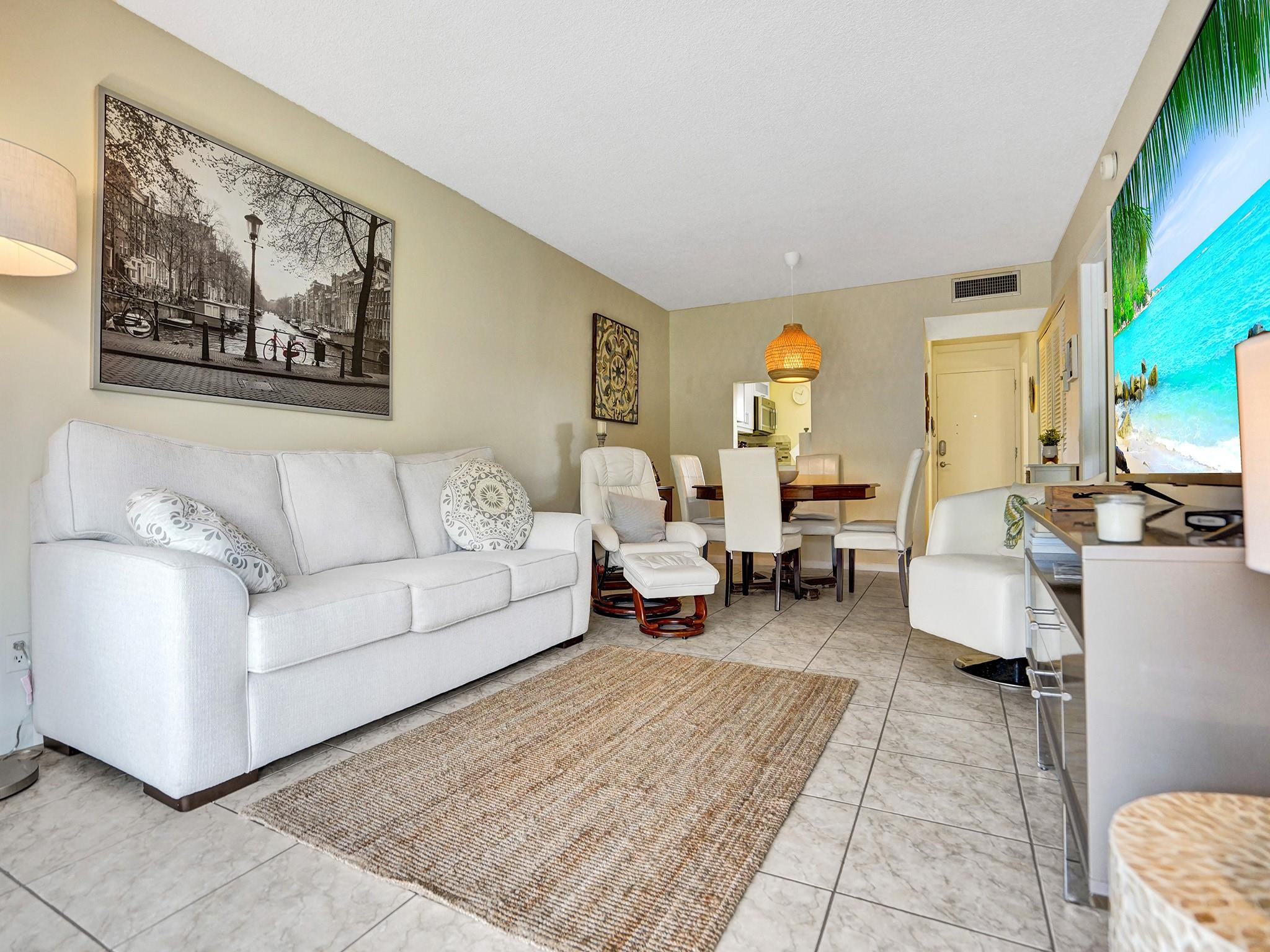 3051 NW 46th Ave 204