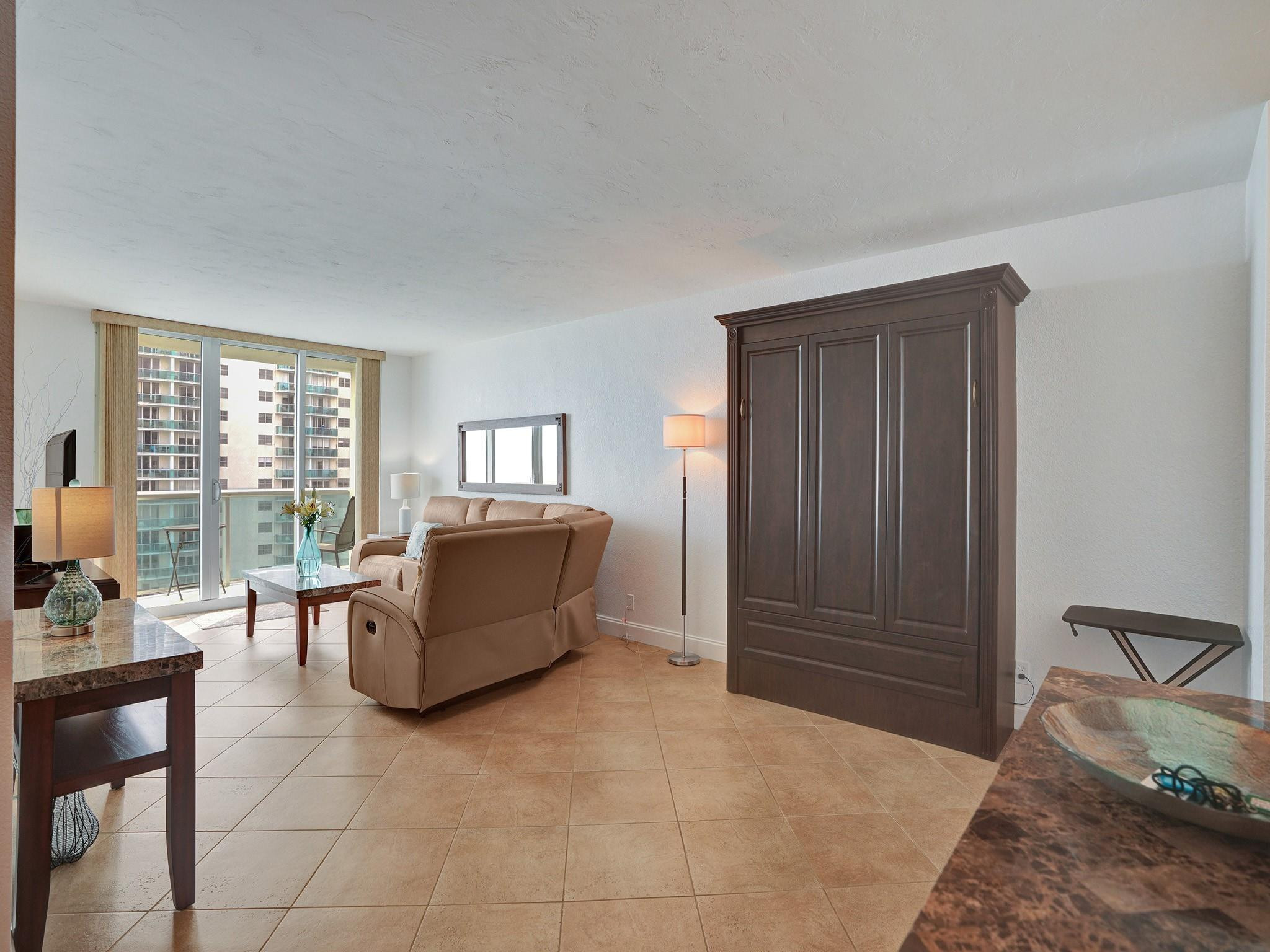 3801 S Ocean Dr 10G