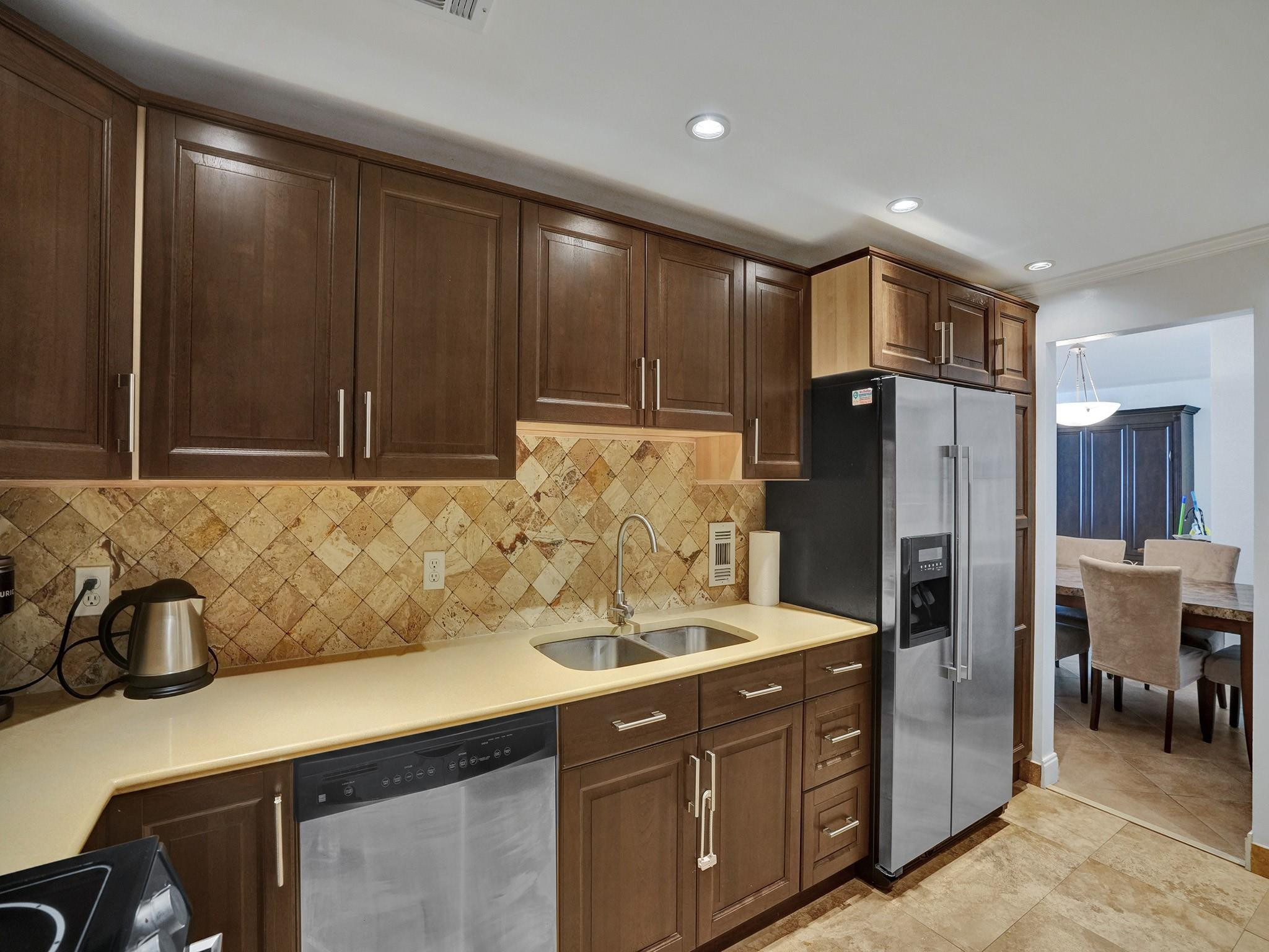 3801 S Ocean Dr 10G