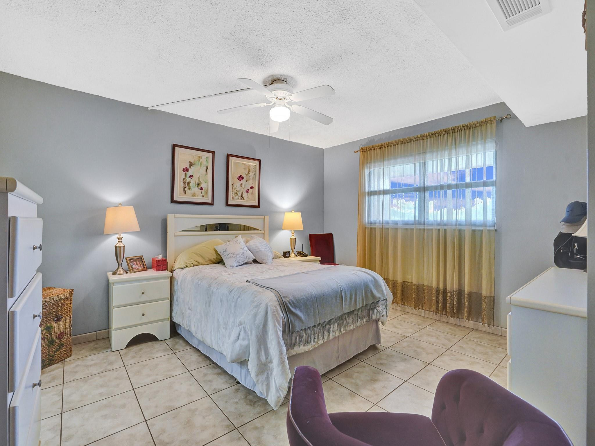 3195 Foxcroft Rd F304