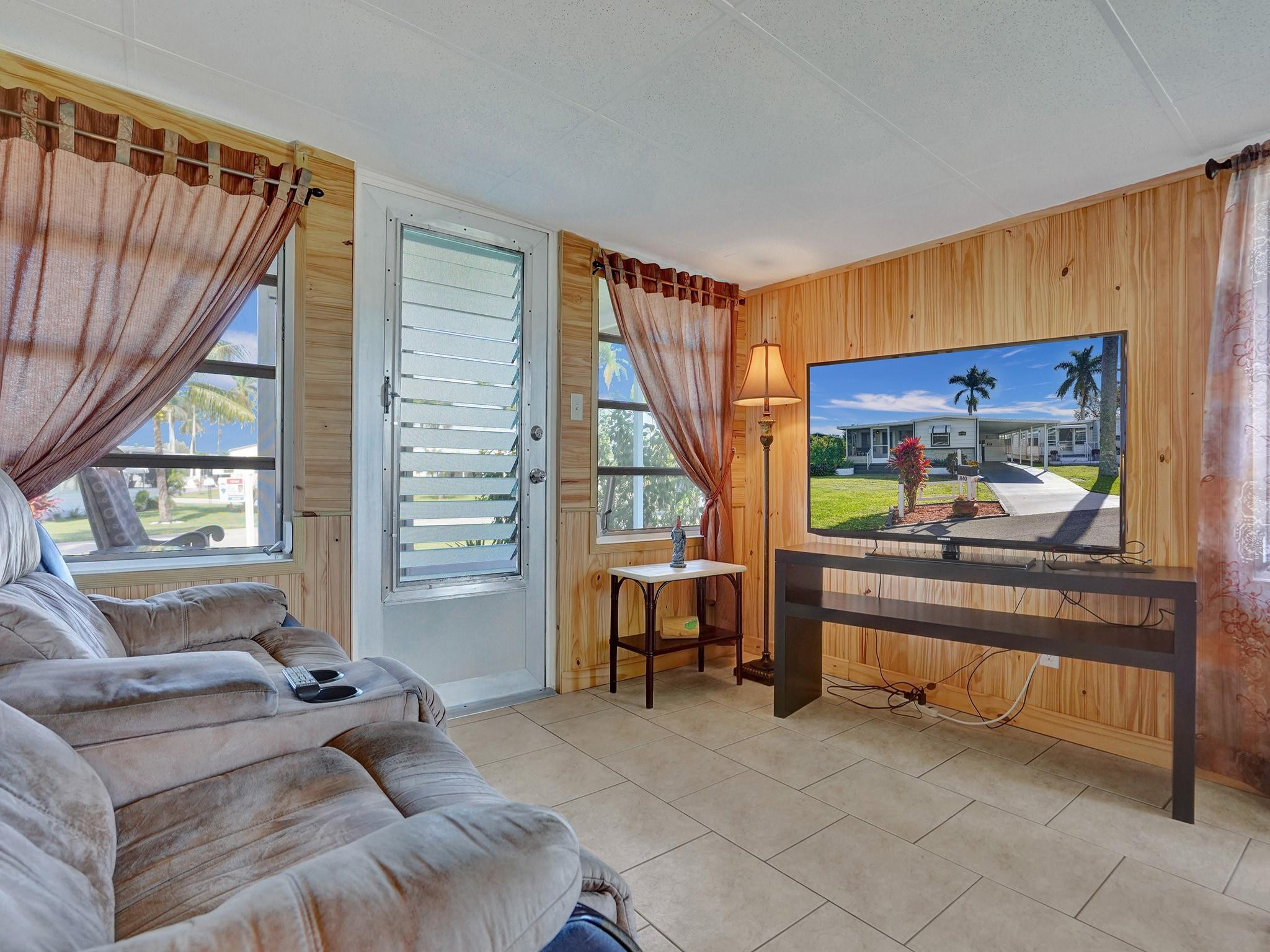 1840 SW 85th Ave