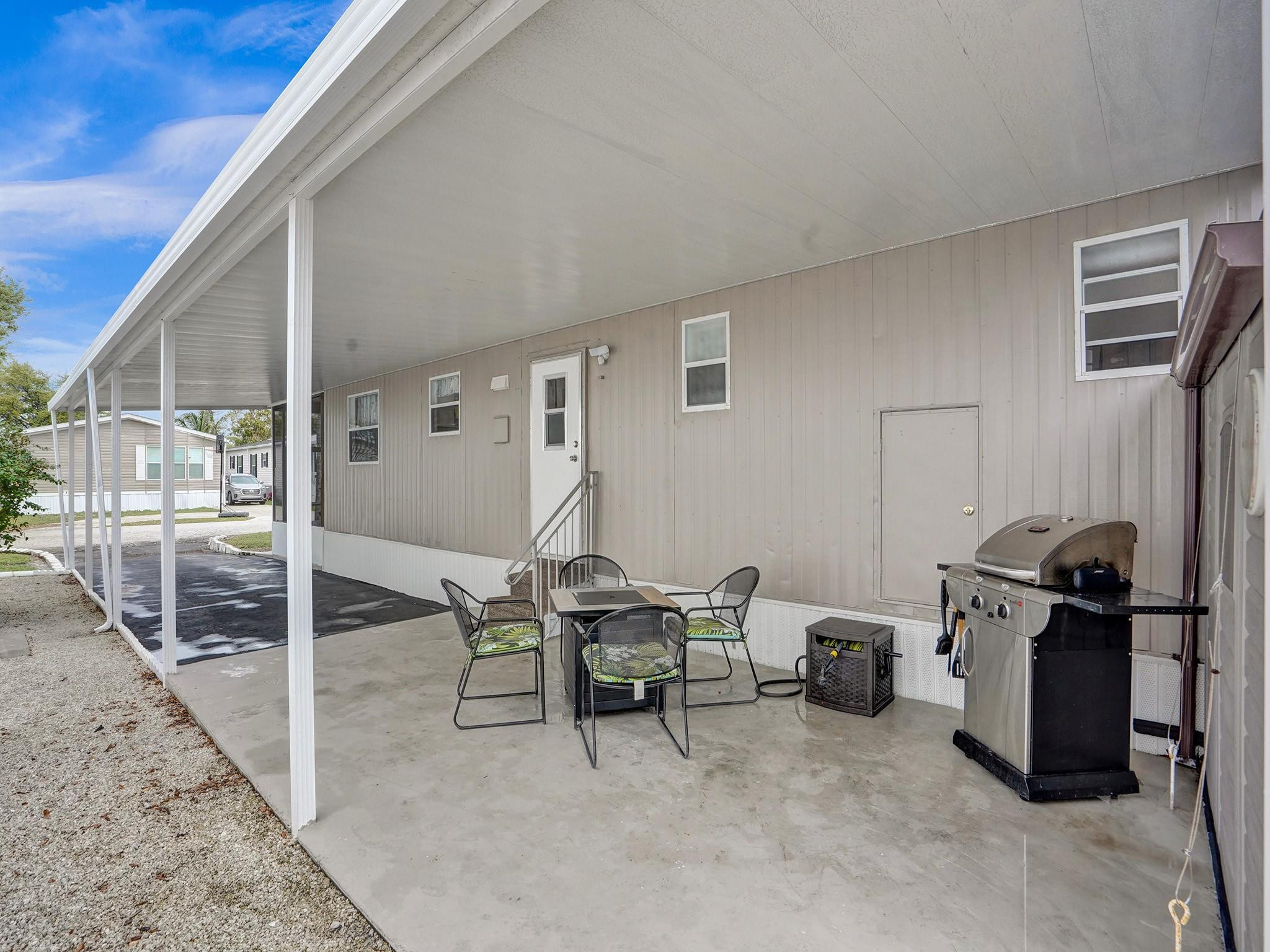 2670 E MARINA DR