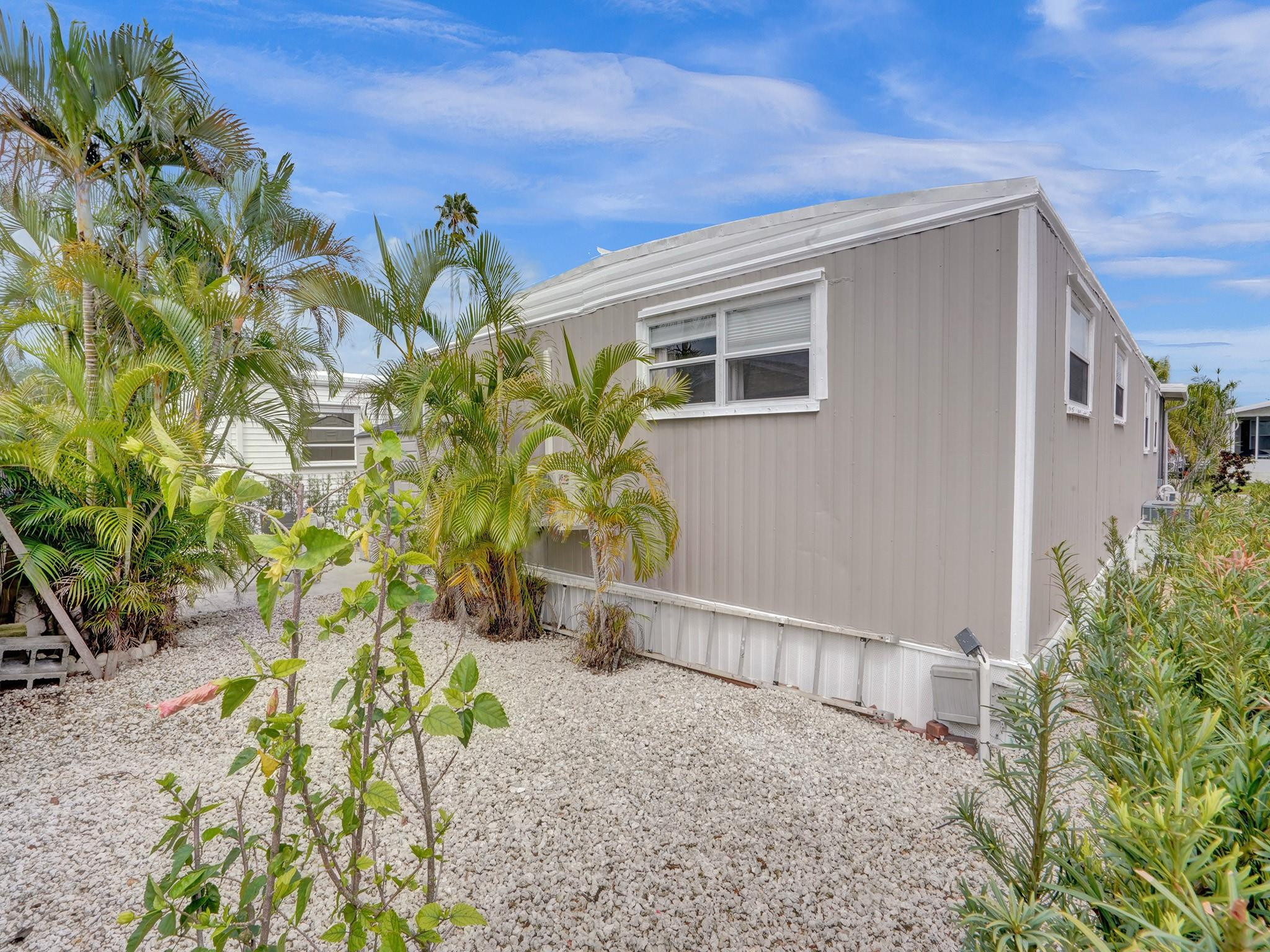 2670 E MARINA DR