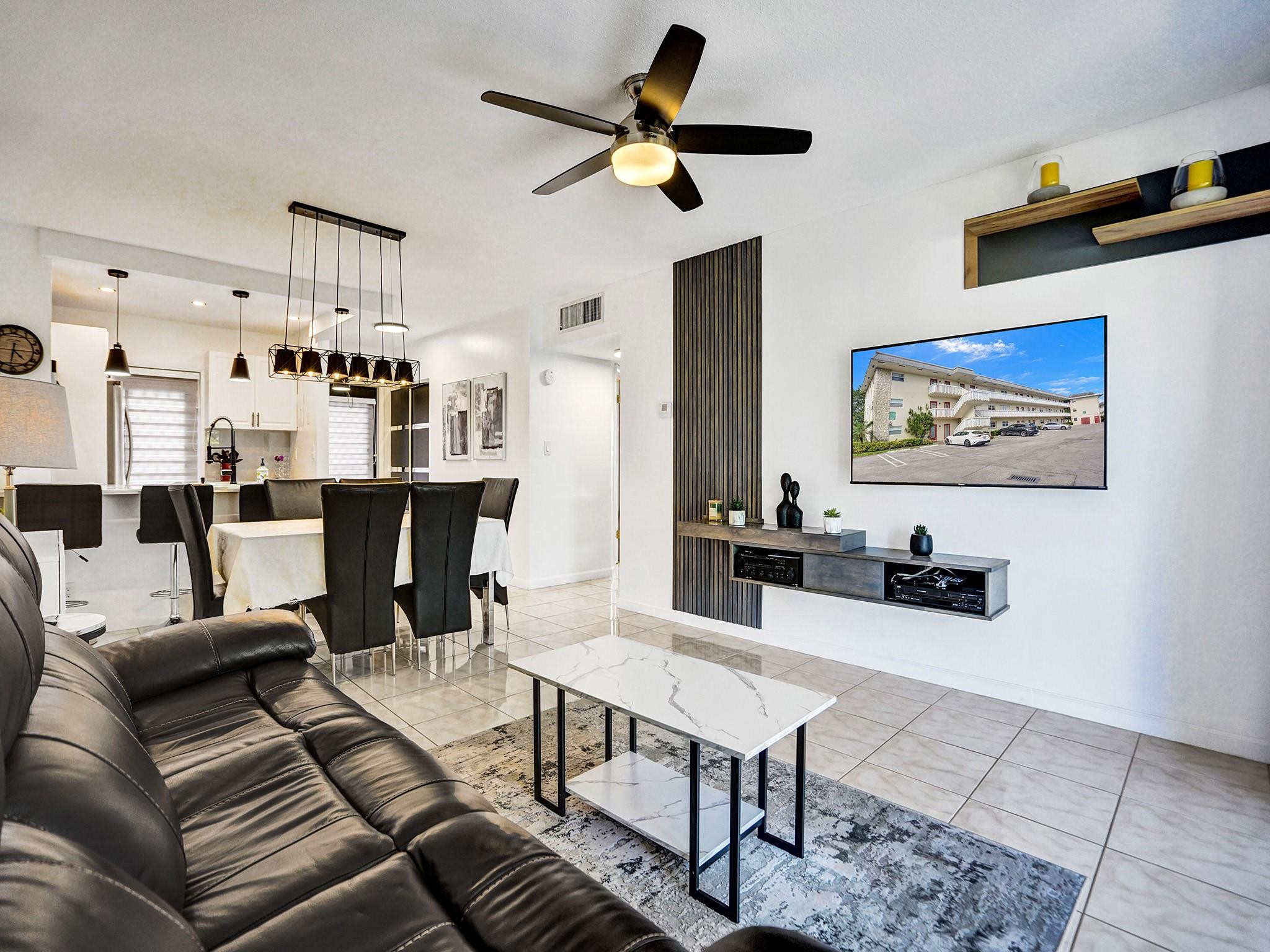 4331 NW 16th St D301