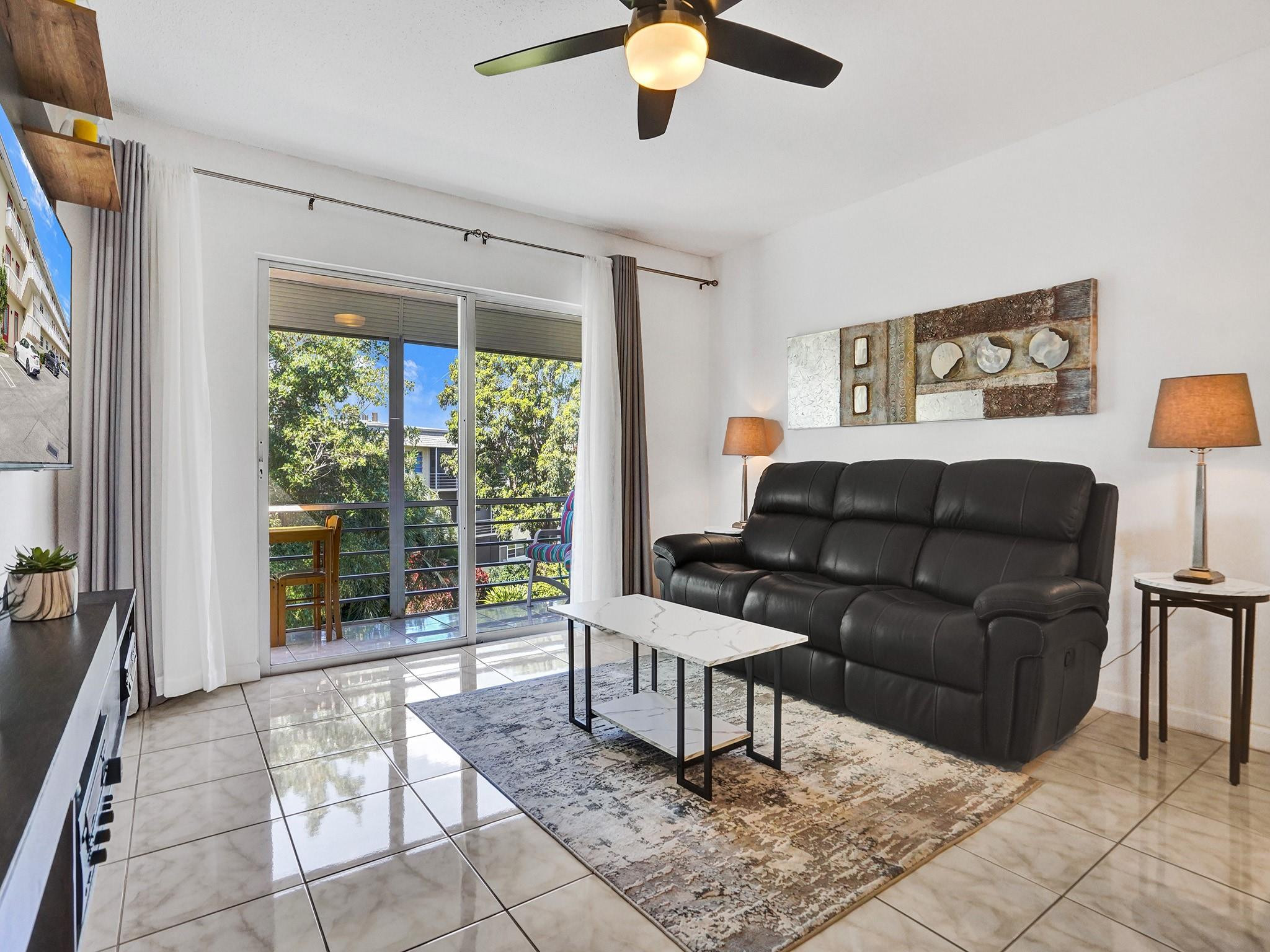 4331 NW 16th St D301