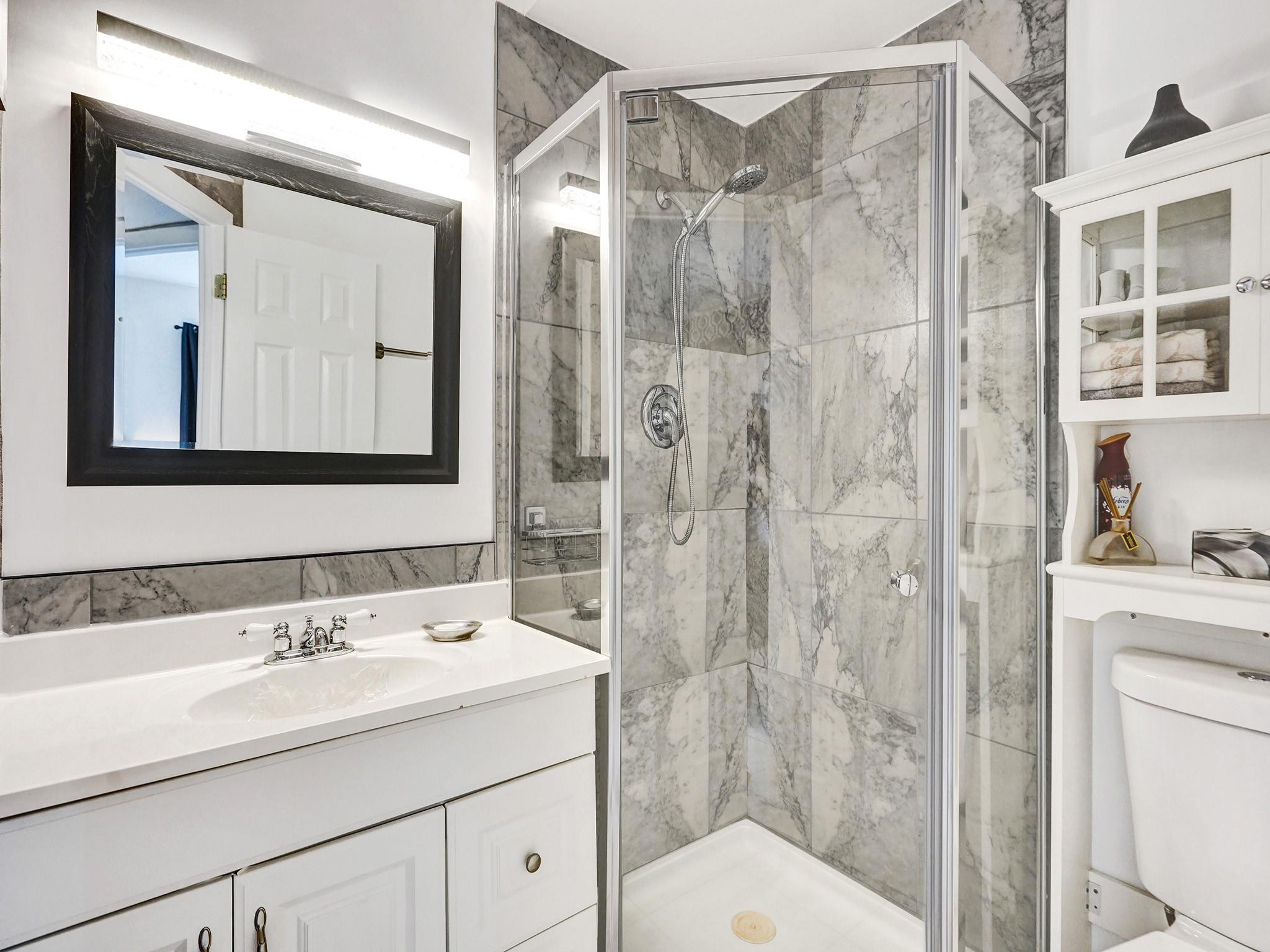 4331 NW 16th St D301