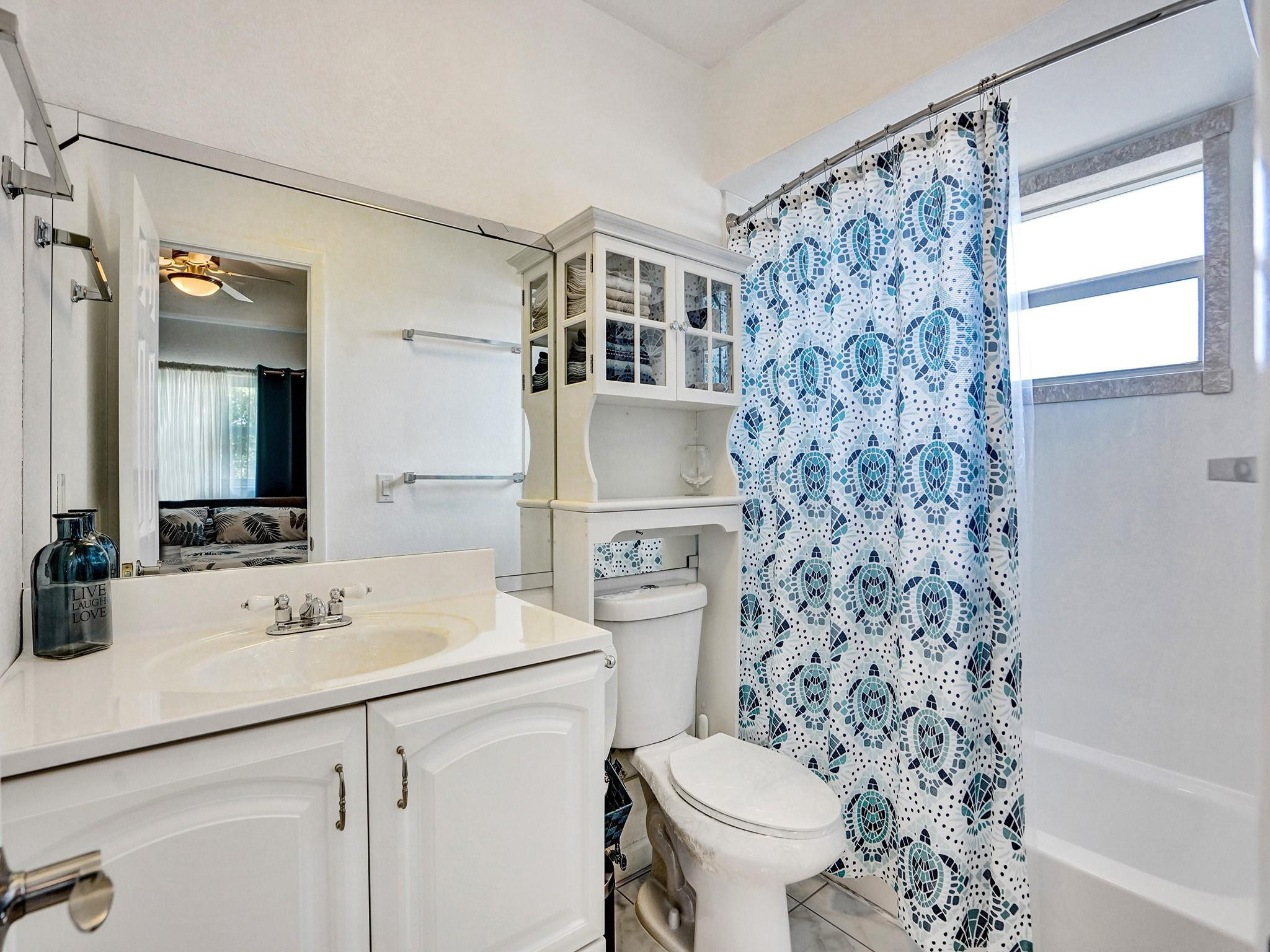 4331 NW 16th St D301