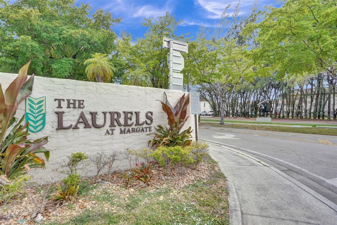 143 S Laurel Dr 604