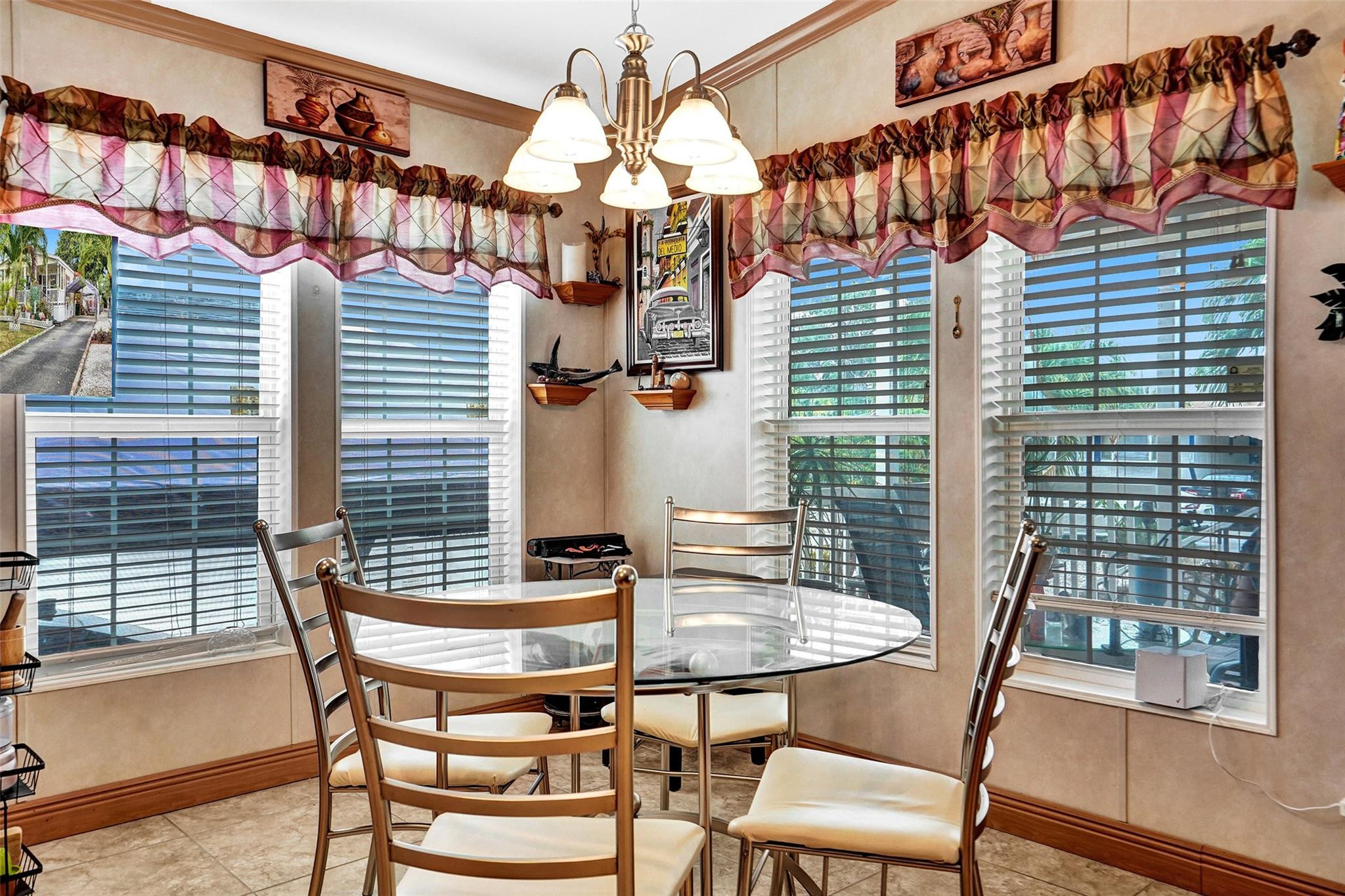 2863 SW 58th Mnr