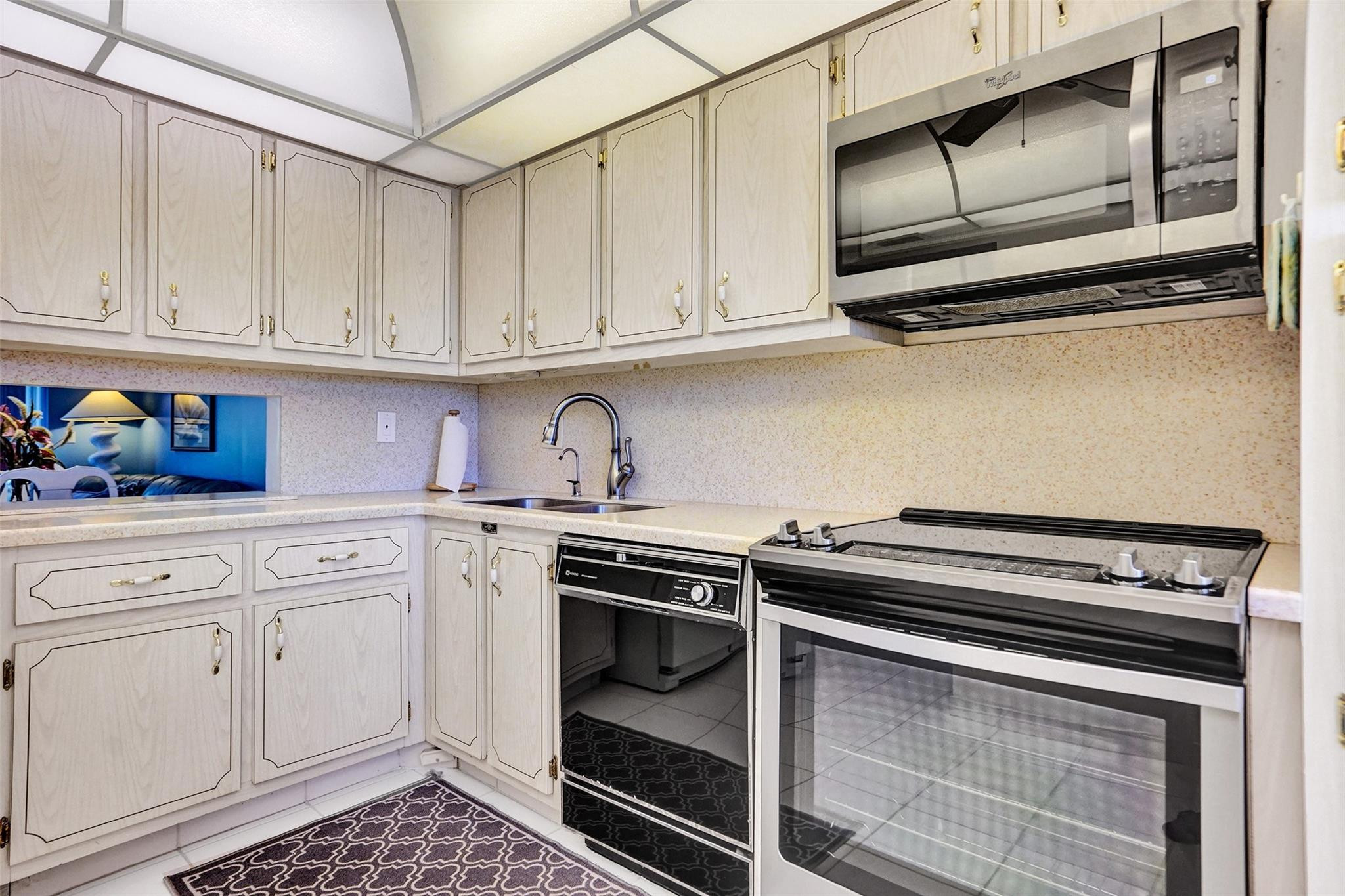 3001 NW 46th Ave 301