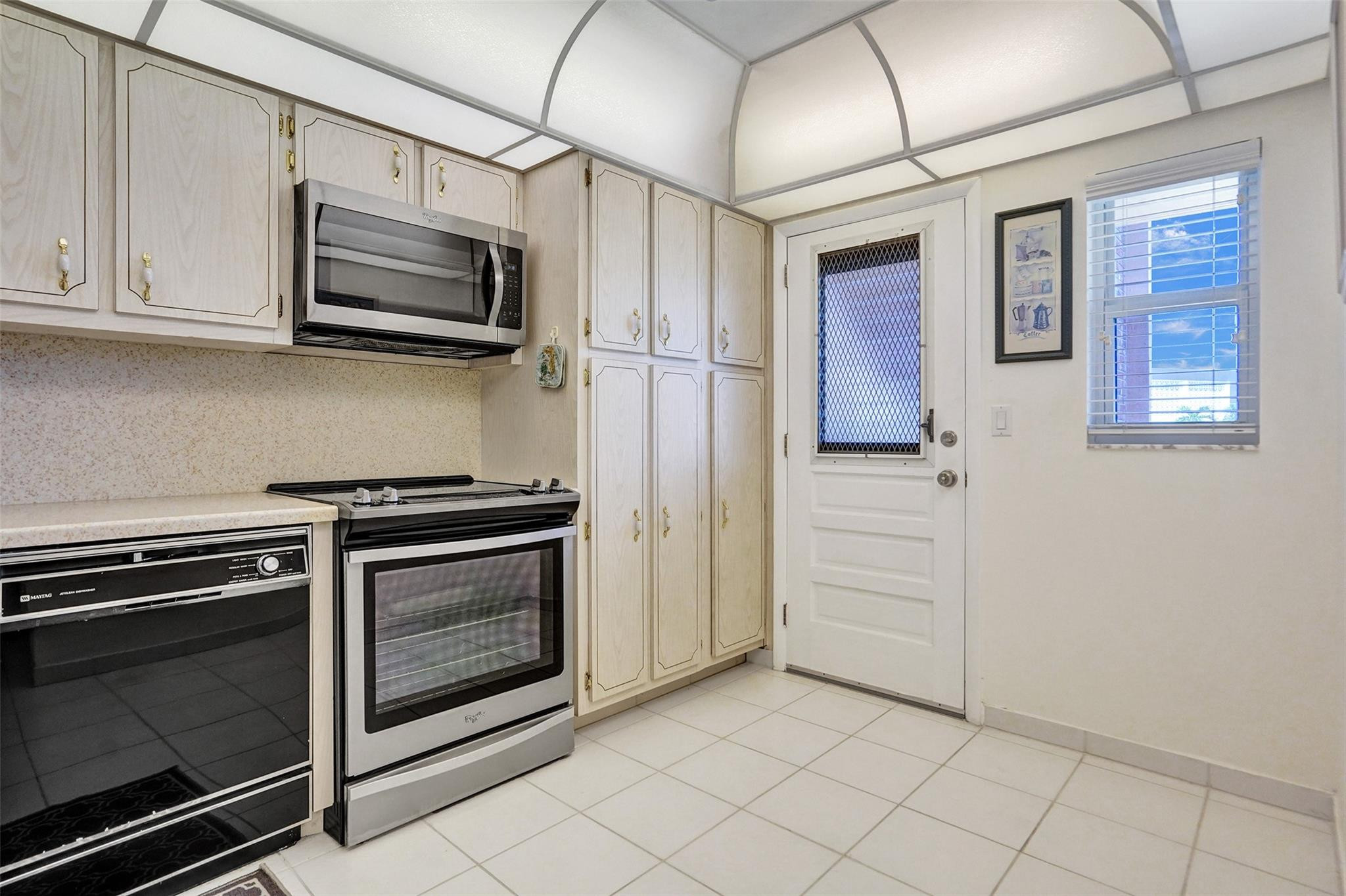 3001 NW 46th Ave 301