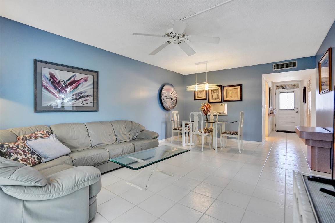 3001 NW 46th Ave 301