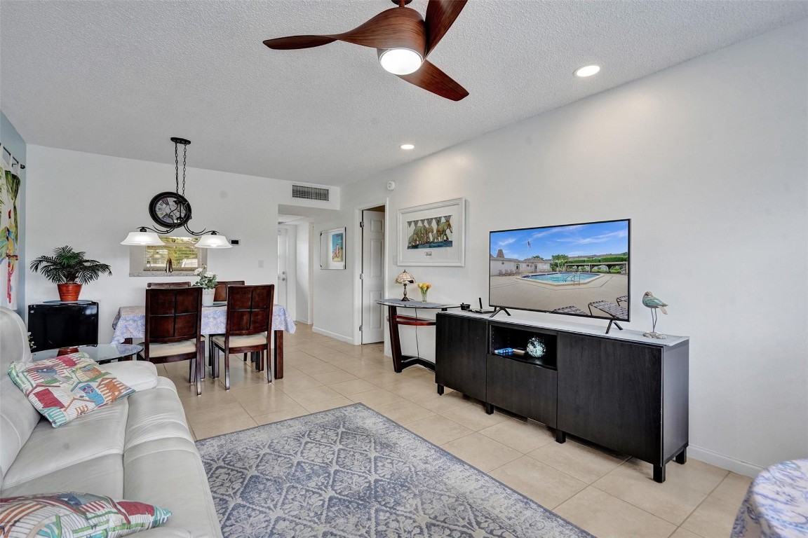 3501 NW 47th Ave 411