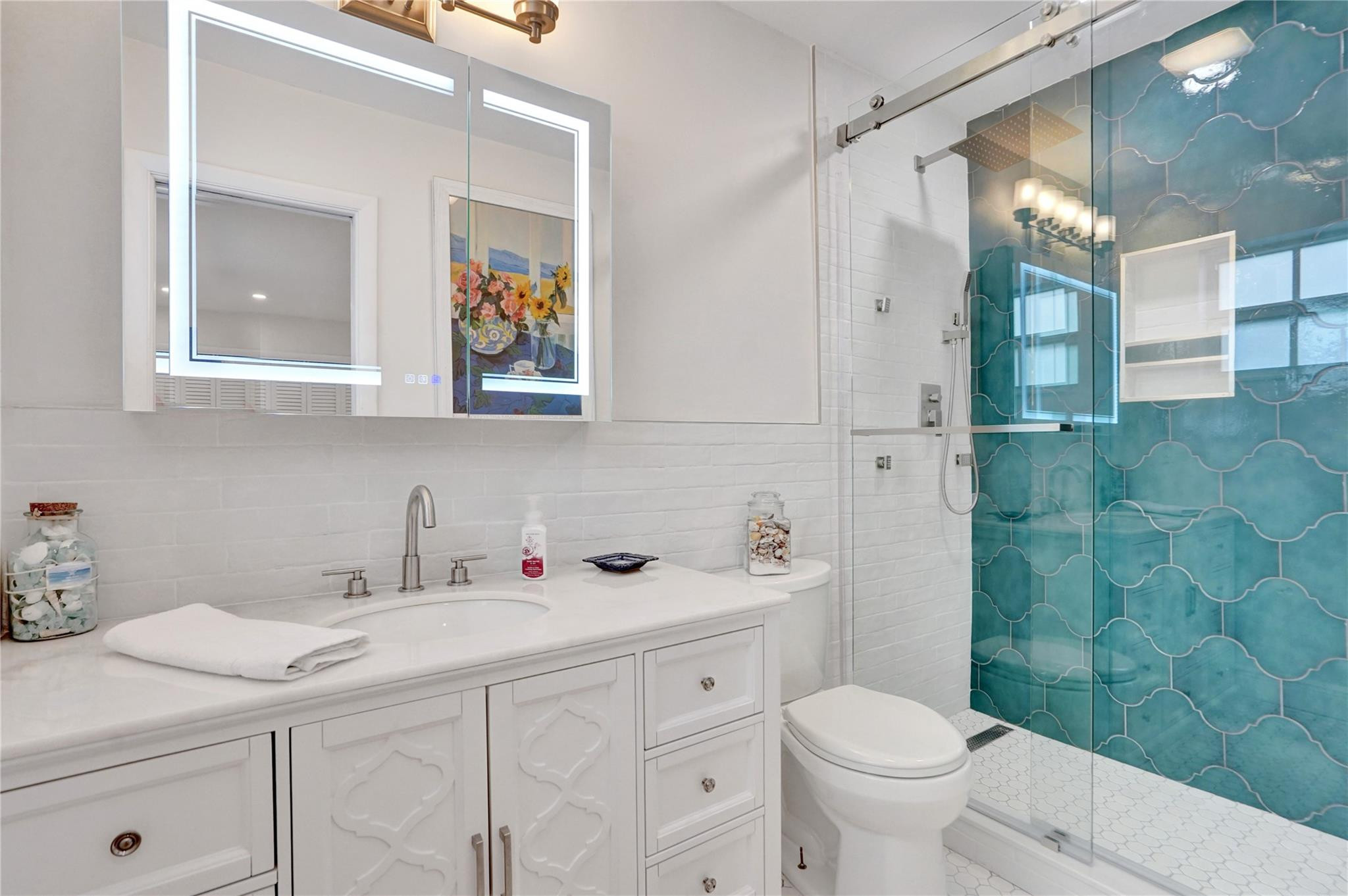 1736 NW 39th St