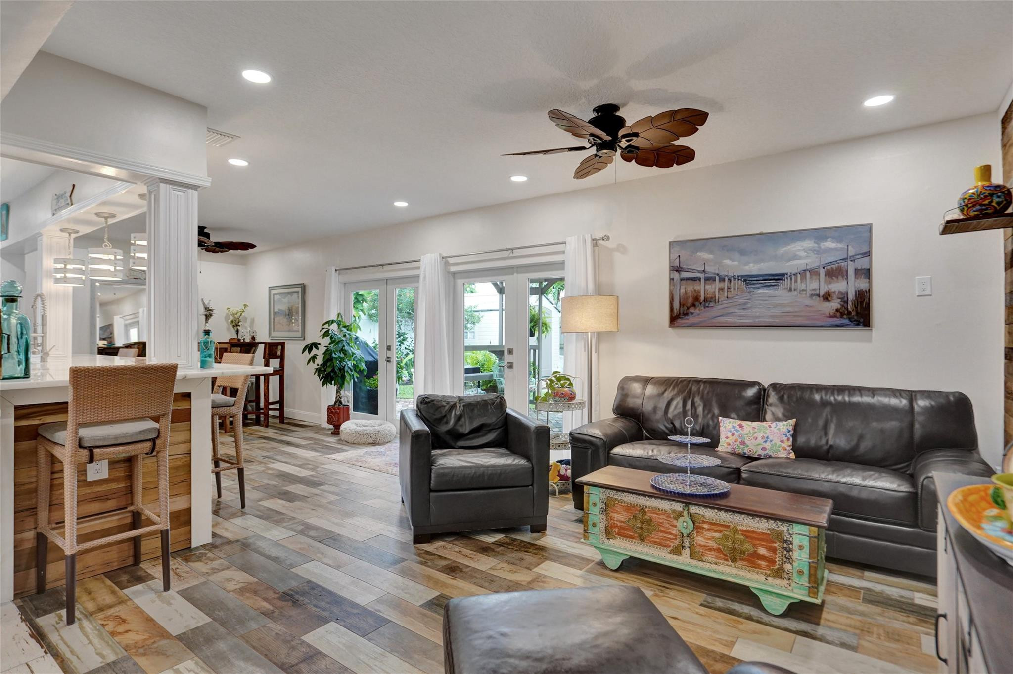 1736 NW 39th St