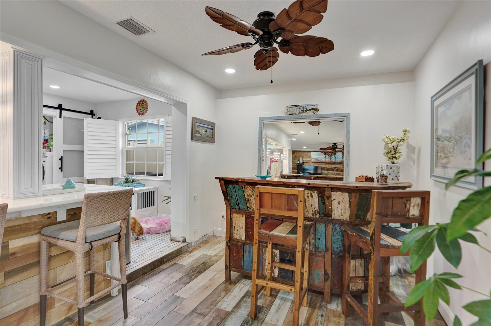 1736 NW 39th St