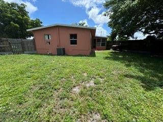 551 NW 34th Ter