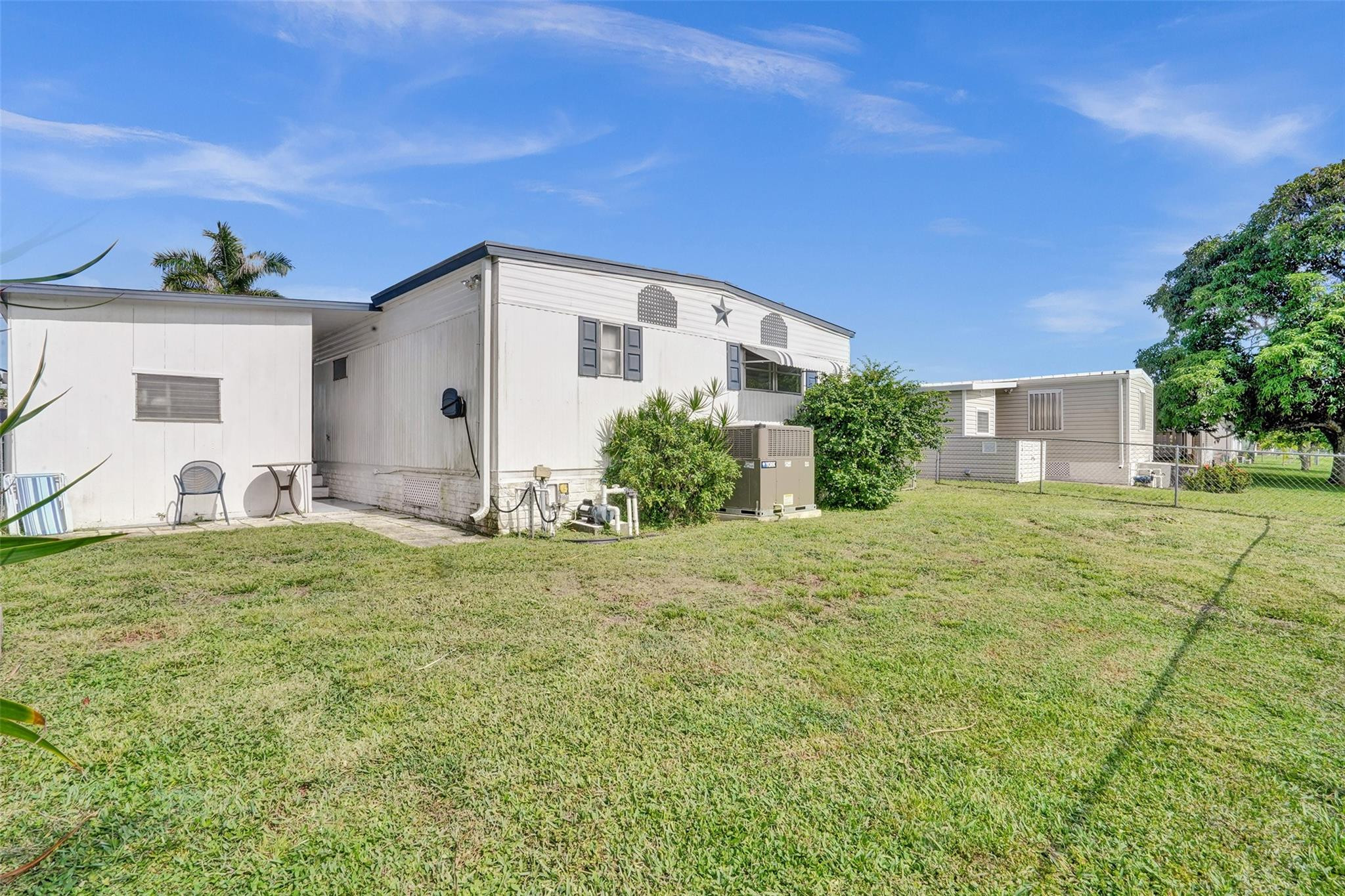 2213 SW 84th Ave