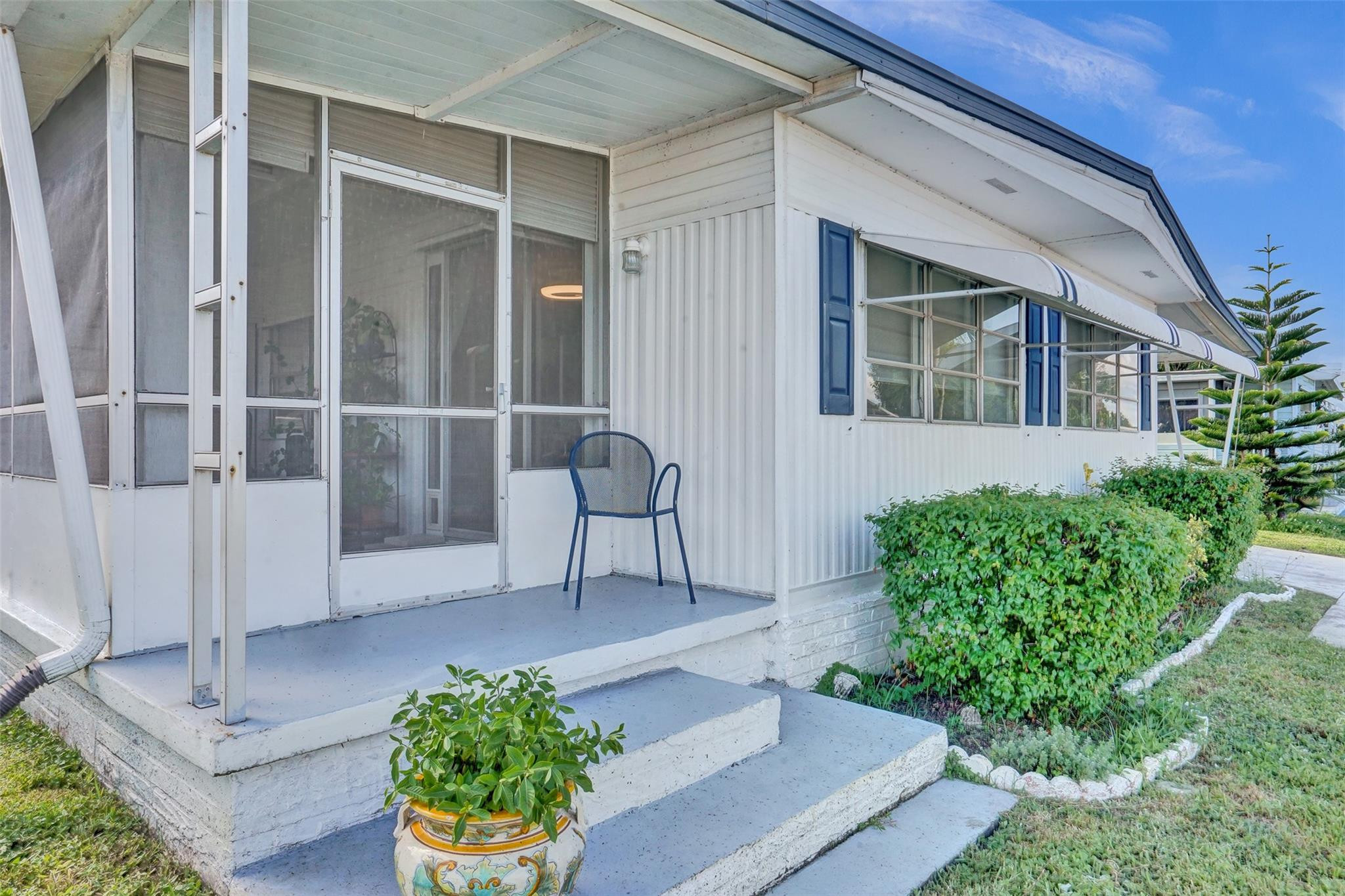 2213 SW 84th Ave