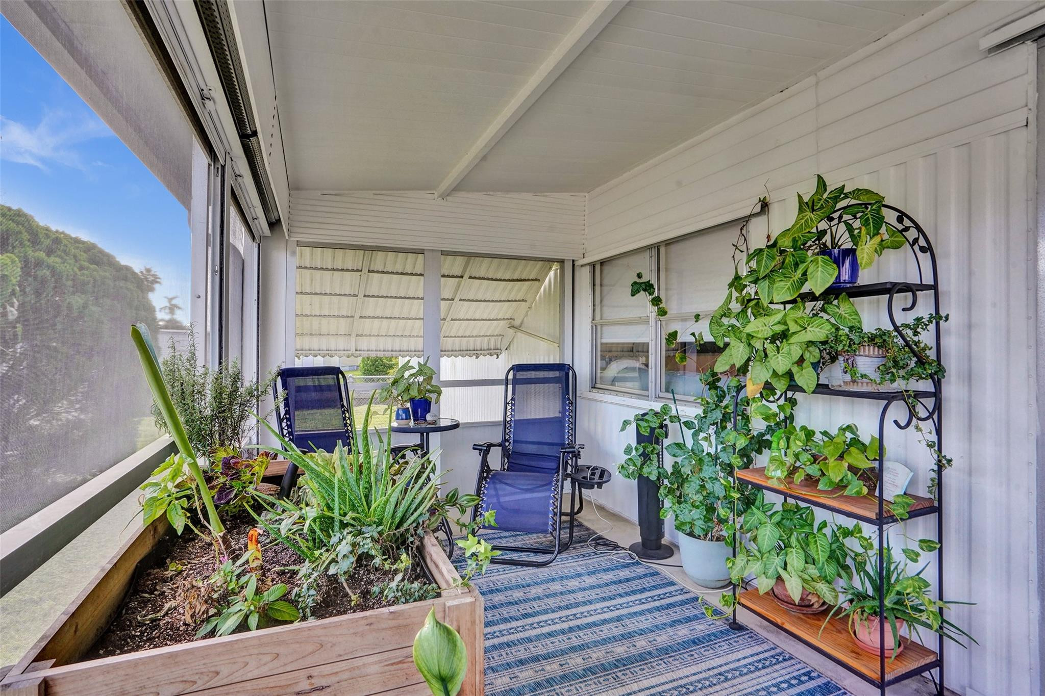 2213 SW 84th Ave