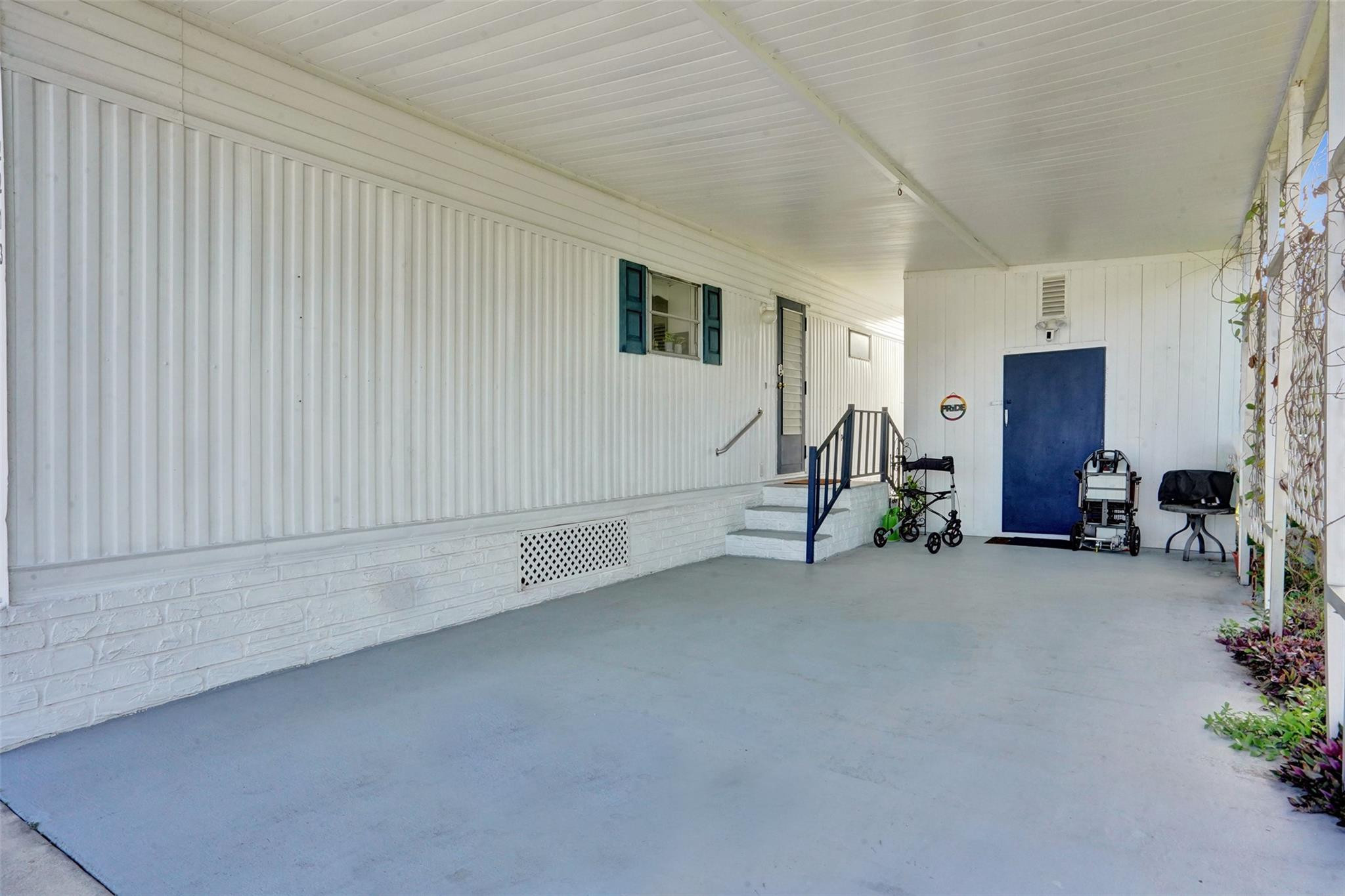 2213 SW 84th Ave