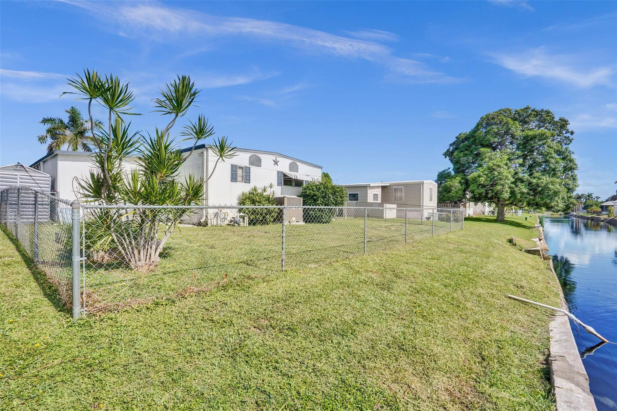 2213 SW 84th Ave