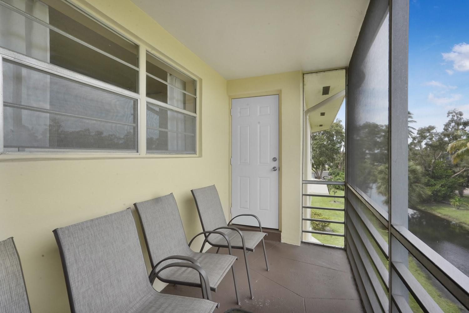 4411 NW 16th St F306