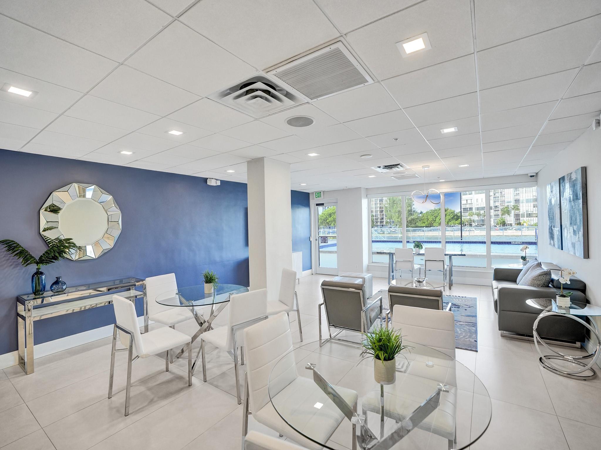 3000 S Ocean Dr 518