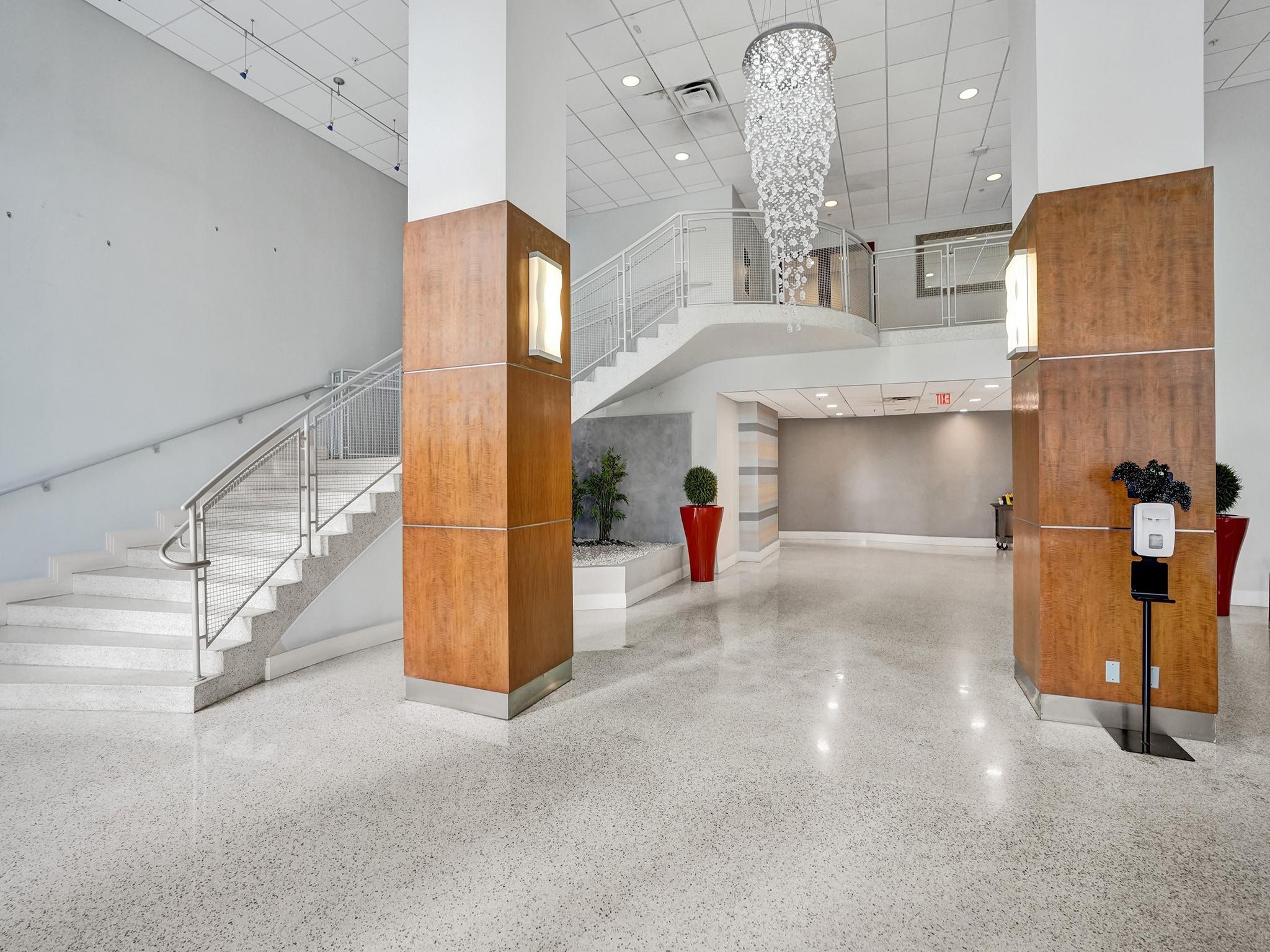 3000 S Ocean Dr 518