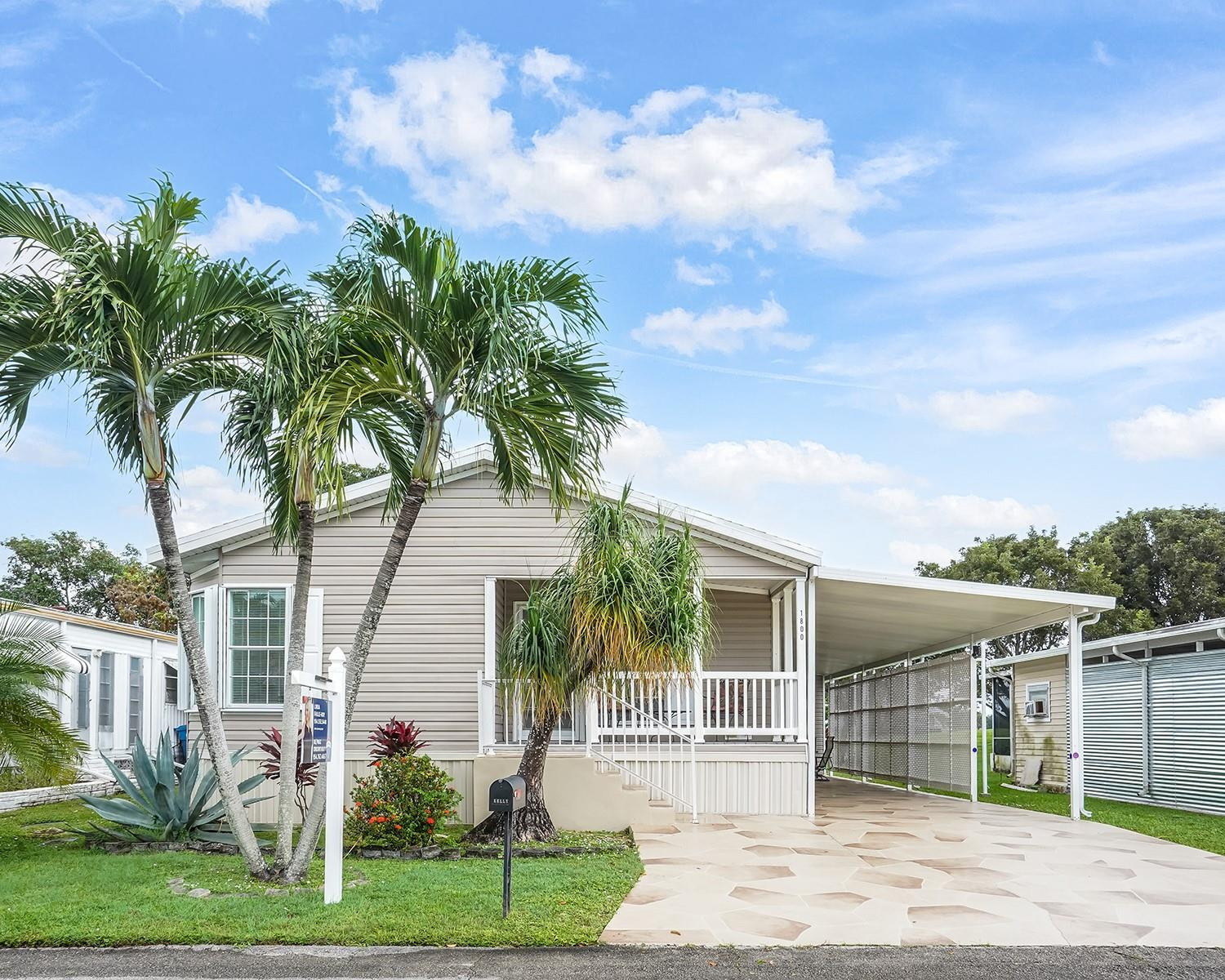 1800 SW 83rd Ave