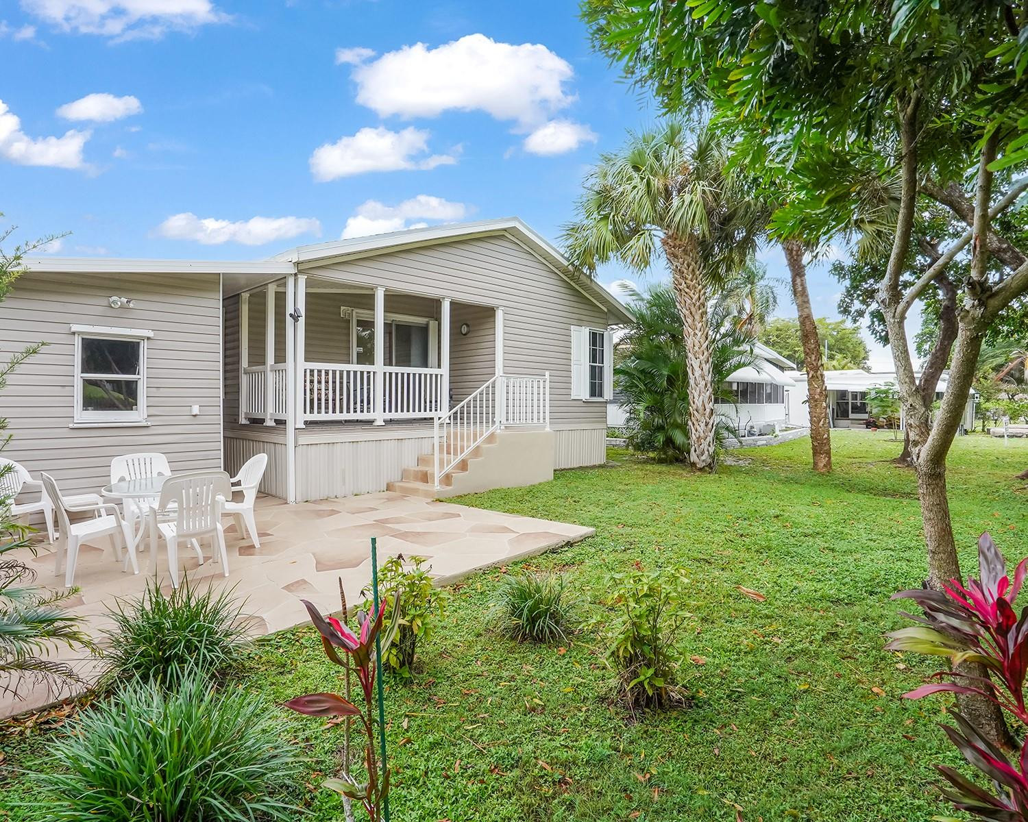 1800 SW 83rd Ave