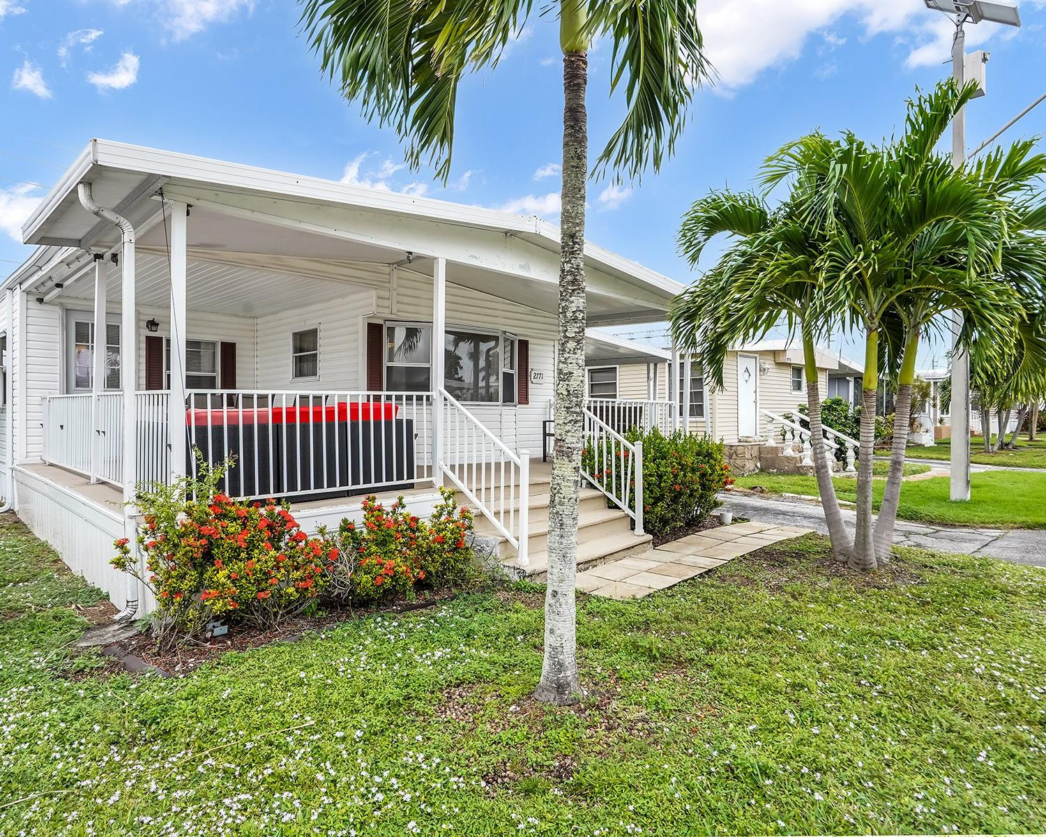 2771 SW 54th St