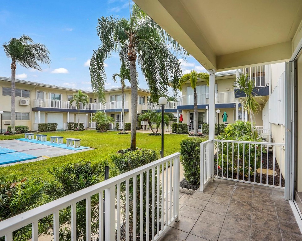 223 S Federal Hwy 26