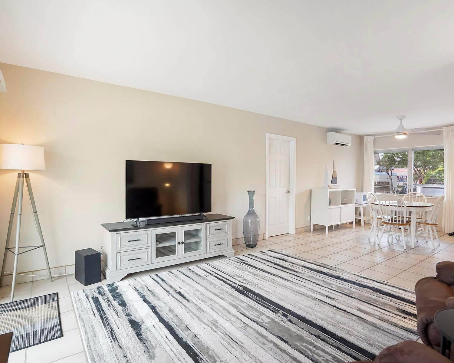 223 S Federal Hwy 26