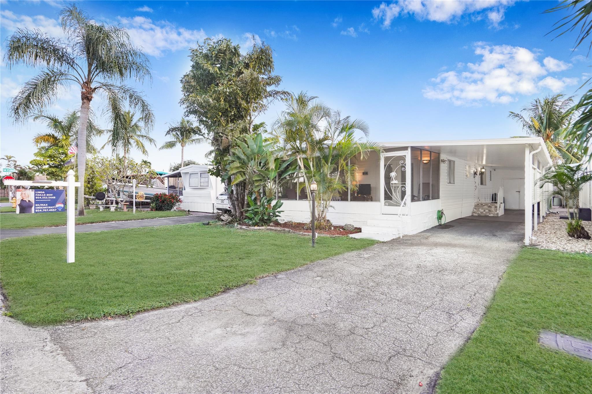 2610 SW 54th Pl