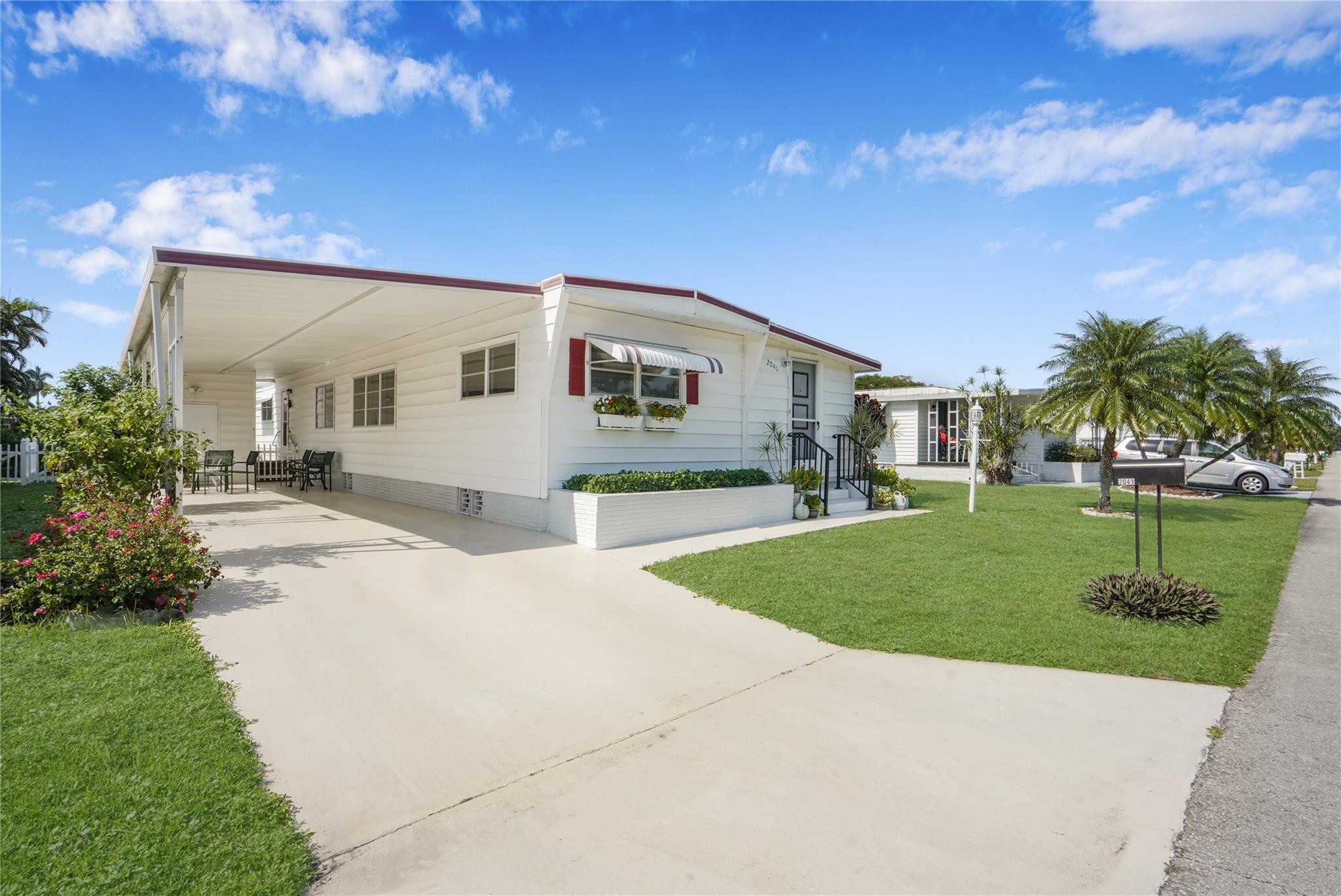 2041 SW 83rd Ave