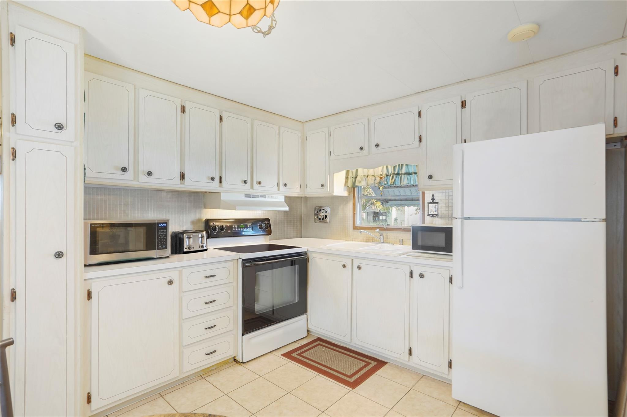 2041 SW 83rd Ave