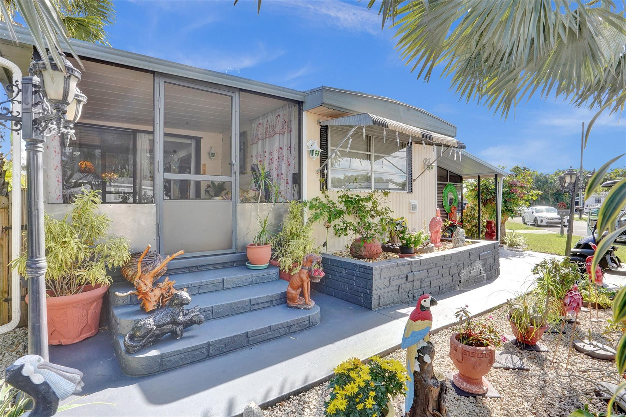 1910 SW 87th Ter
