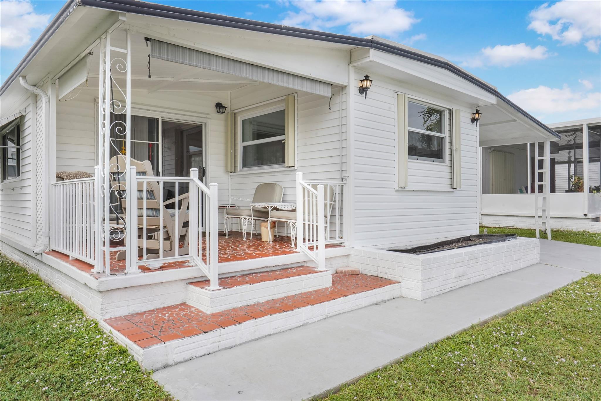 1661 SW 83rd Ave
